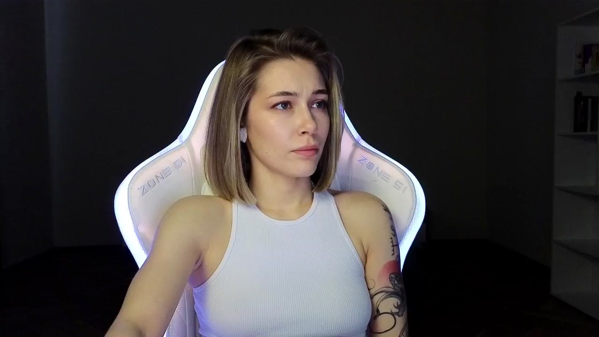 Gallery image thumbnail from KeepSpark's myfreecams stream on, 03/20/2025, 05:36 image 15 of 20