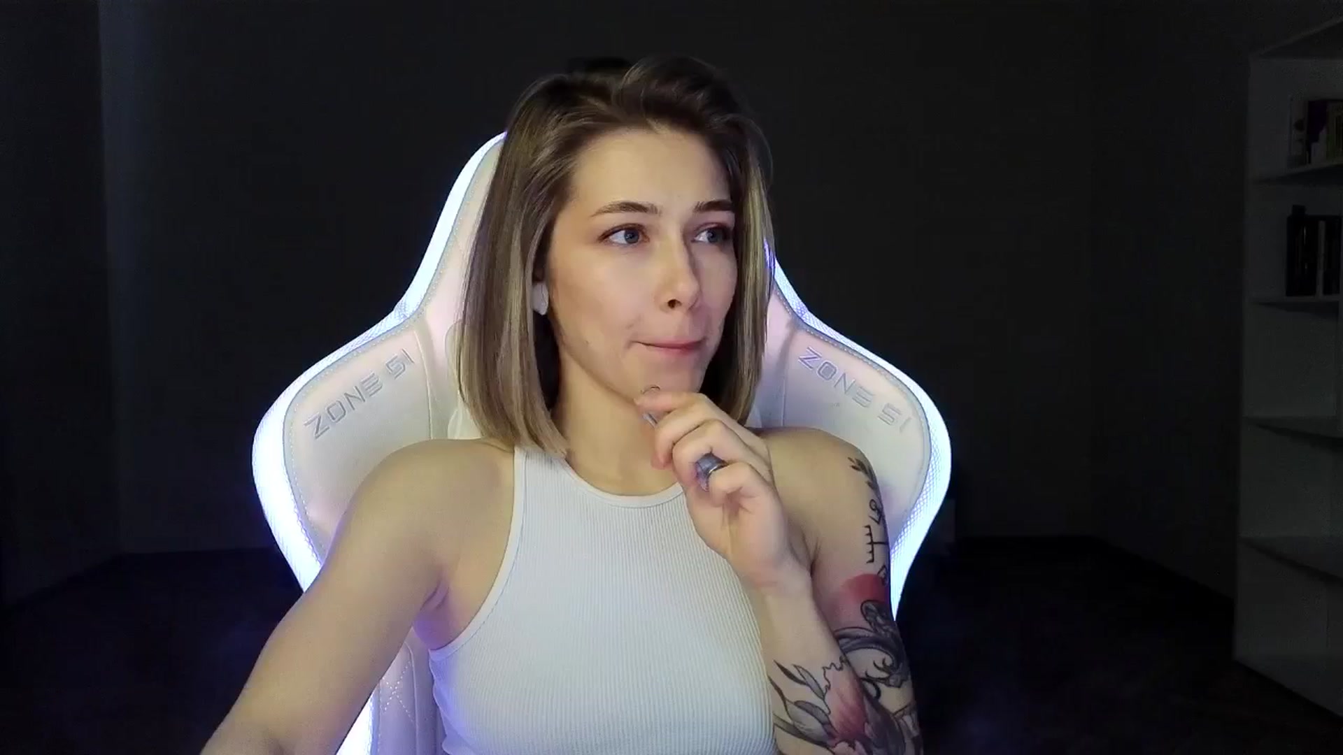 Gallery image thumbnail from KeepSpark's myfreecams stream on, 03/20/2025, 05:36 image 11 of 20