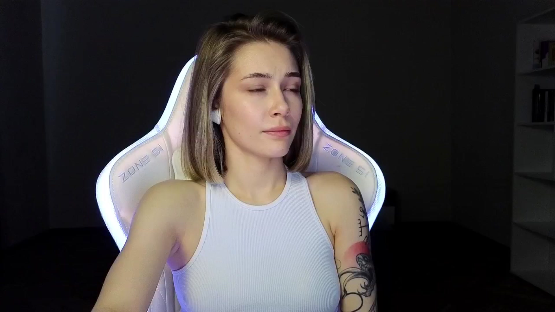 Gallery image thumbnail from KeepSpark's myfreecams stream on, 03/20/2025, 05:36 image 3 of 20