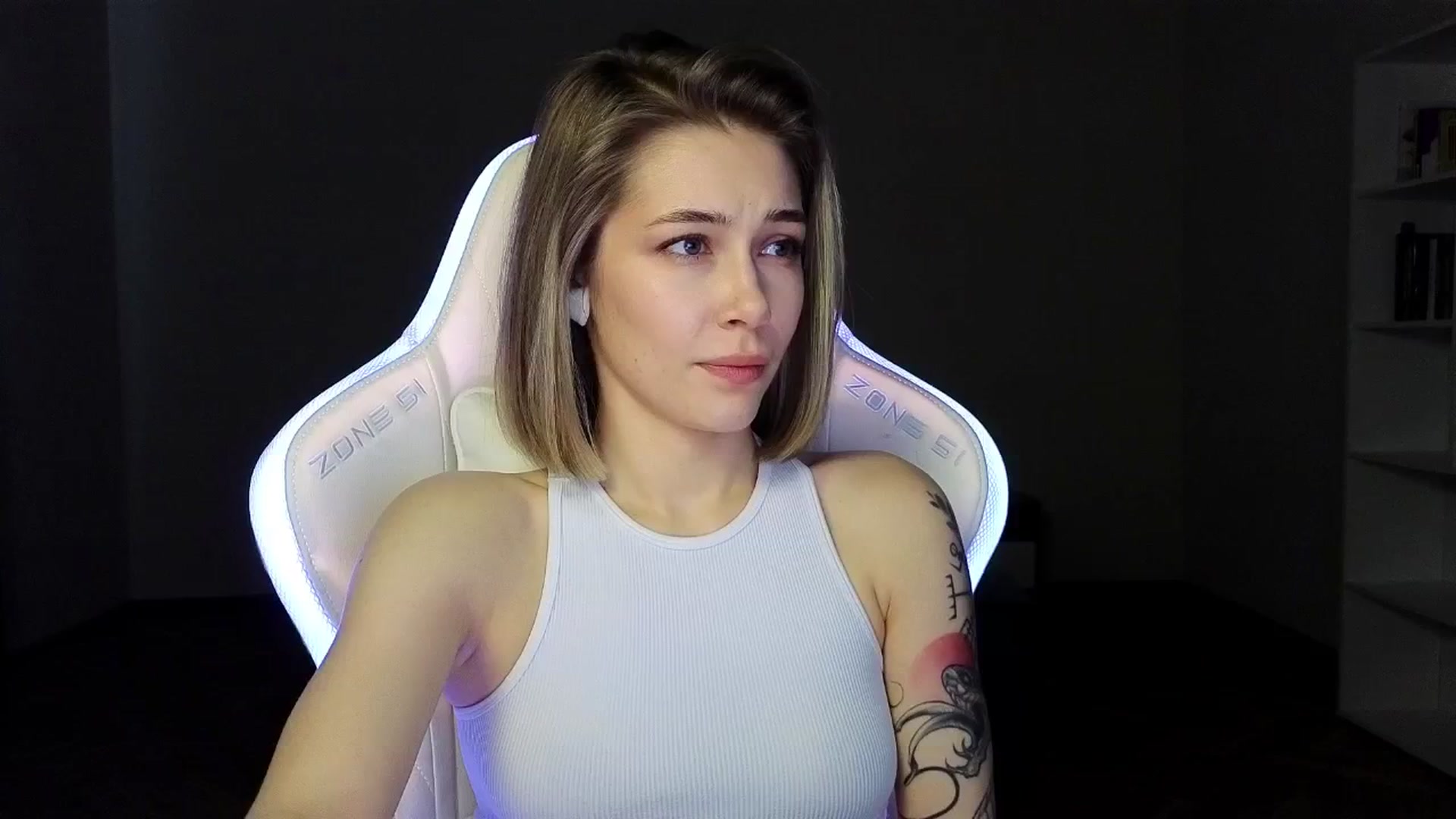 Gallery image thumbnail from KeepSpark's myfreecams stream on, 03/20/2025, 05:36 image 4 of 20