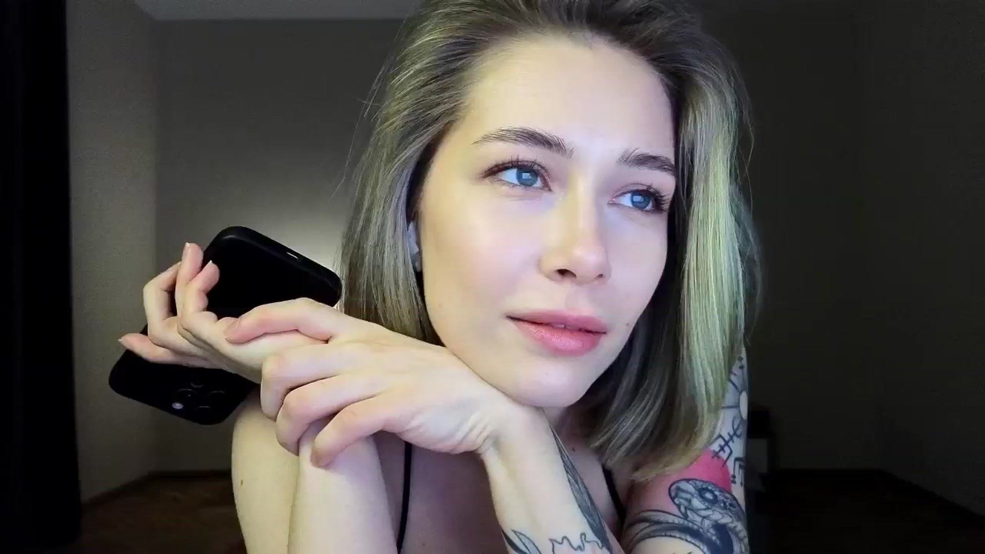 Gallery image thumbnail from KeepSpark's myfreecams stream on, 03/21/2025, 05:02 image 3 of 20