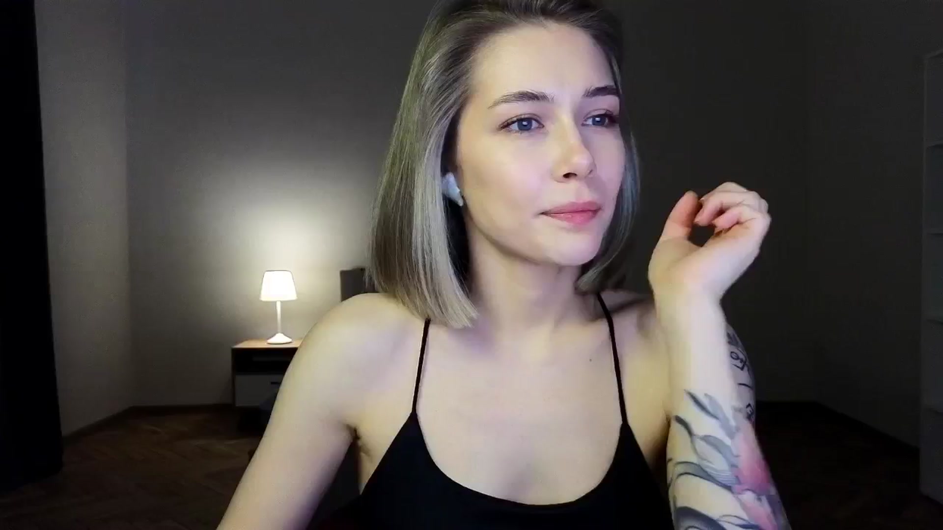 Gallery image thumbnail from KeepSpark's myfreecams stream on, 03/21/2025, 05:28 image 10 of 20