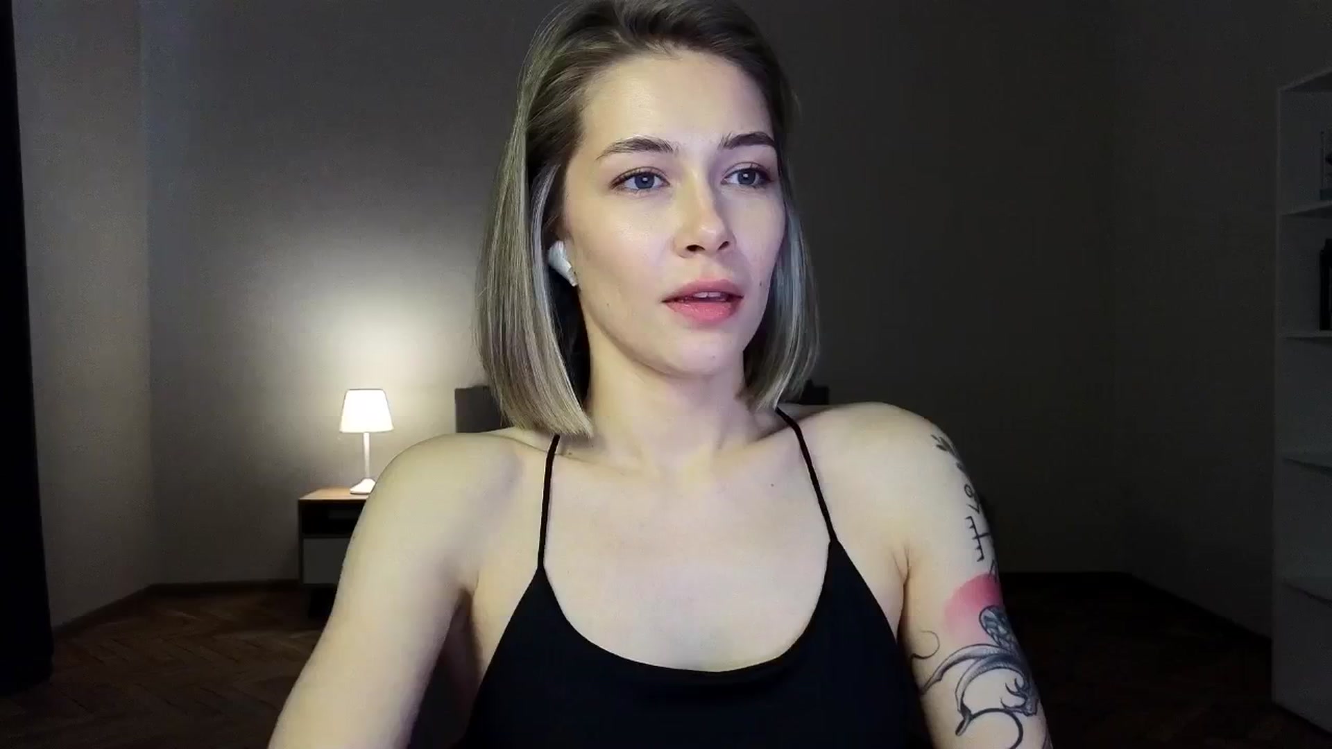 Gallery image thumbnail from KeepSpark's myfreecams stream on, 03/21/2025, 06:44 image 12 of 20