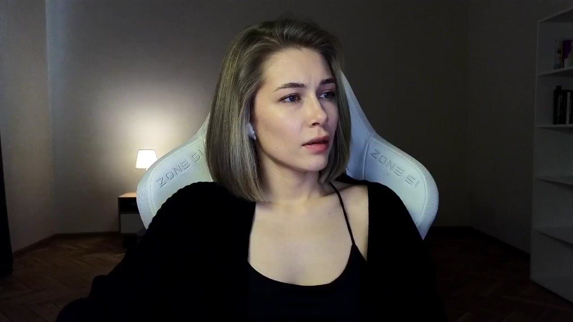 Gallery image thumbnail from KeepSpark's myfreecams stream on, 03/21/2025, 08:07 image 4 of 20