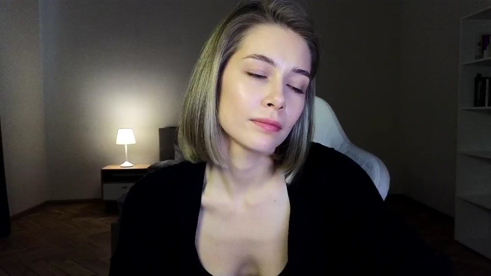 Gallery image thumbnail from KeepSpark's myfreecams stream on, 03/21/2025, 08:07 image 10 of 20