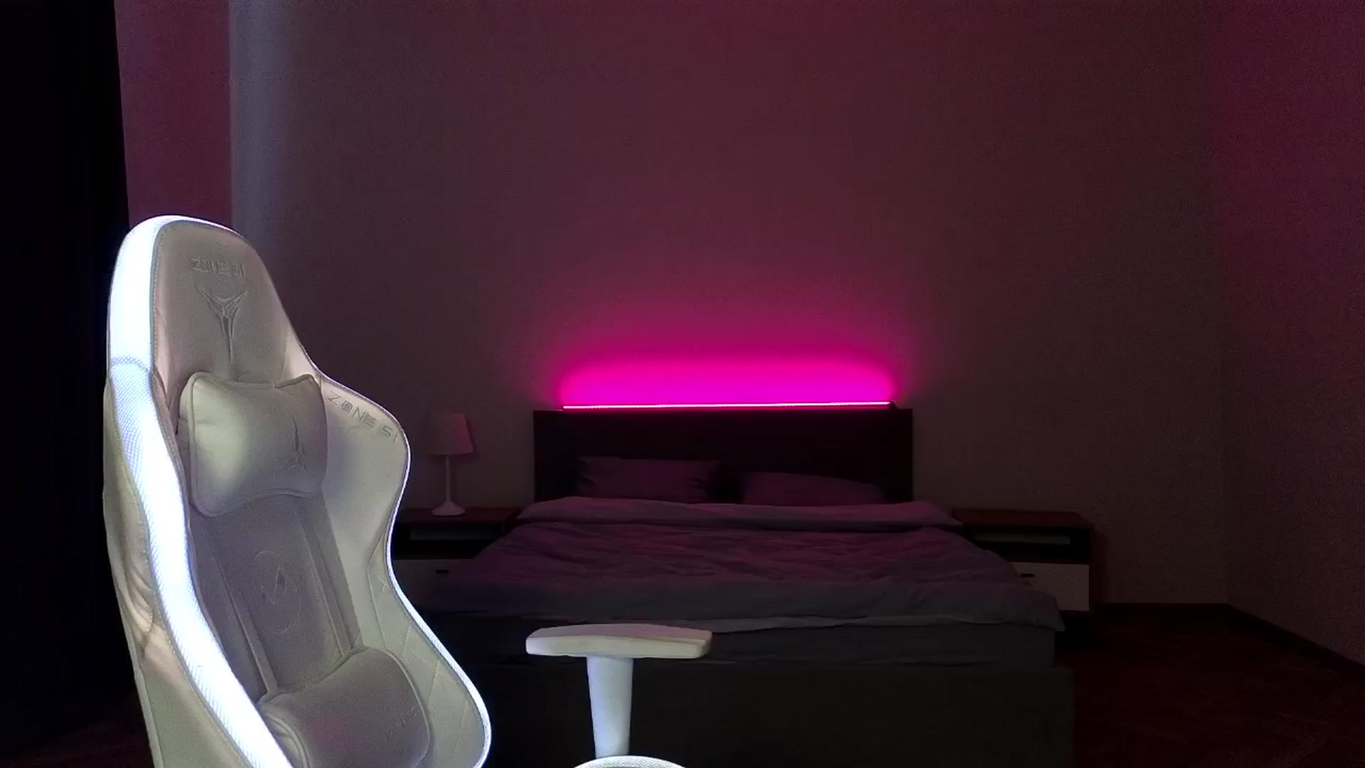 Gallery image thumbnail from KeepSpark's myfreecams stream on, 03/22/2025, 06:16 image 13 of 20