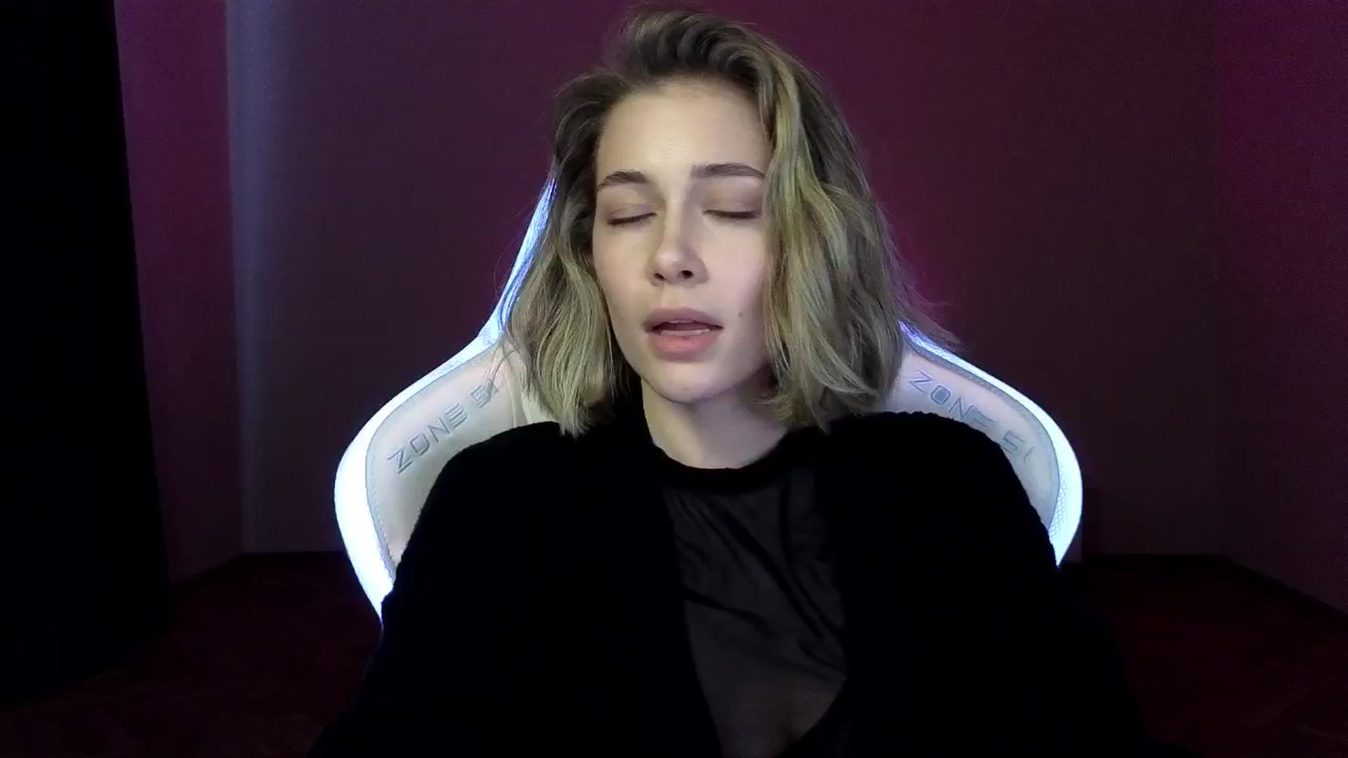 Gallery image thumbnail from KeepSpark's myfreecams stream on, 03/22/2025, 06:16 image 6 of 20