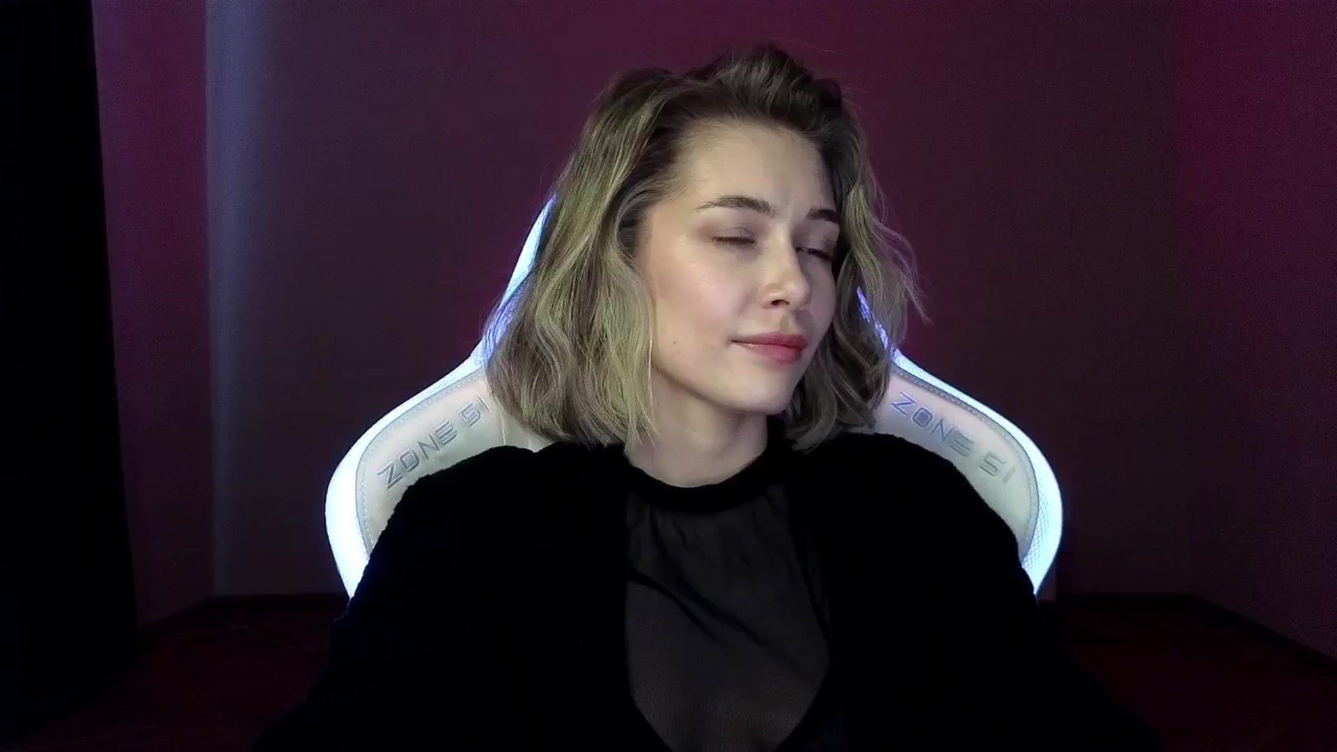 Gallery image thumbnail from KeepSpark's myfreecams stream on, 03/22/2025, 06:16 image 18 of 20