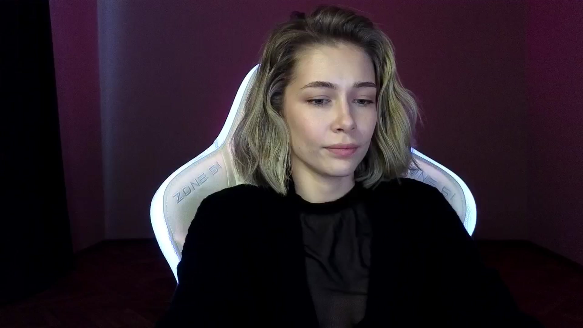 Gallery image thumbnail from KeepSpark's myfreecams stream on, 03/22/2025, 06:16 image 4 of 20