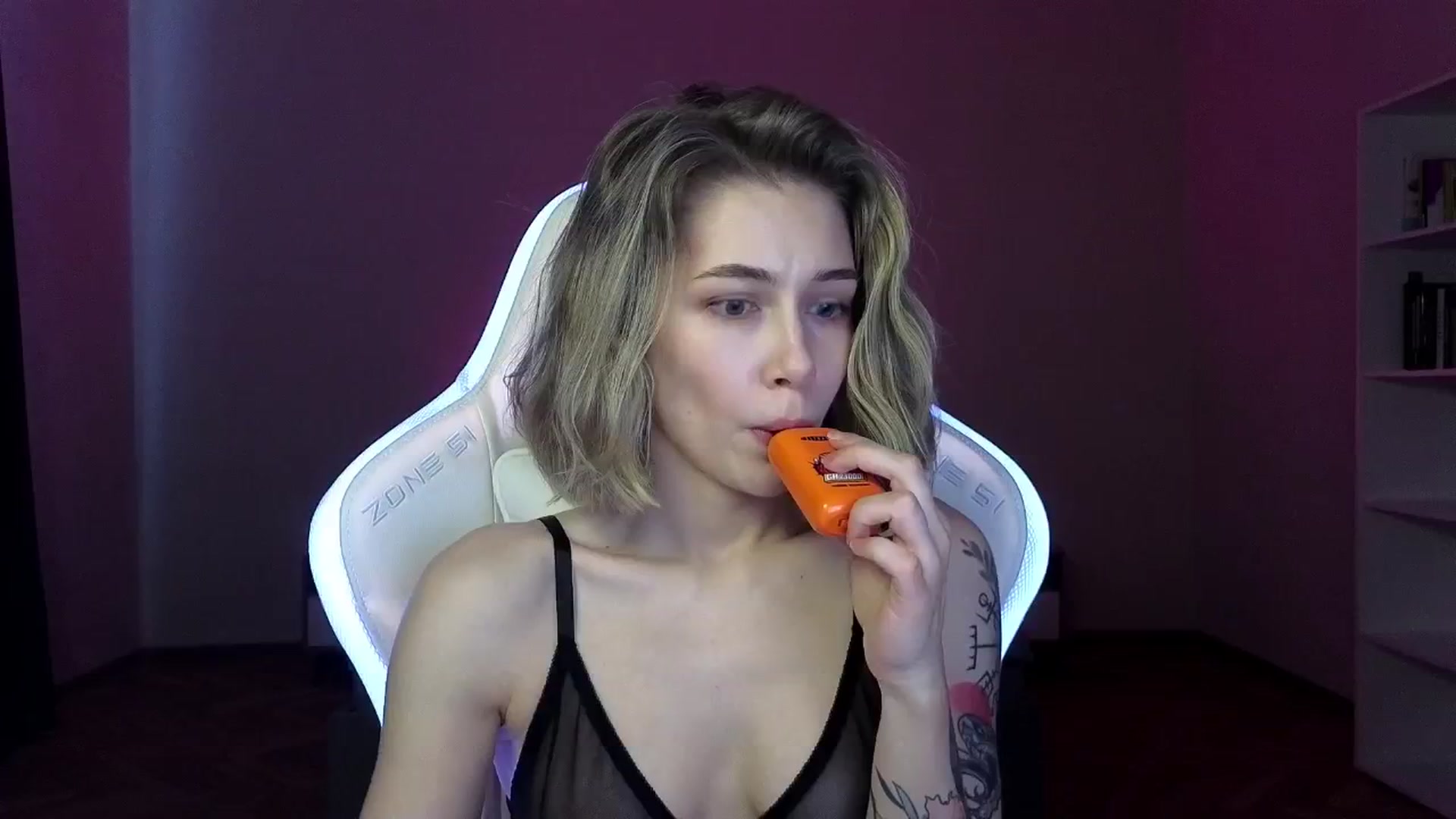 Gallery image thumbnail from KeepSpark's myfreecams stream on, 03/22/2025, 07:58 image 1 of 20