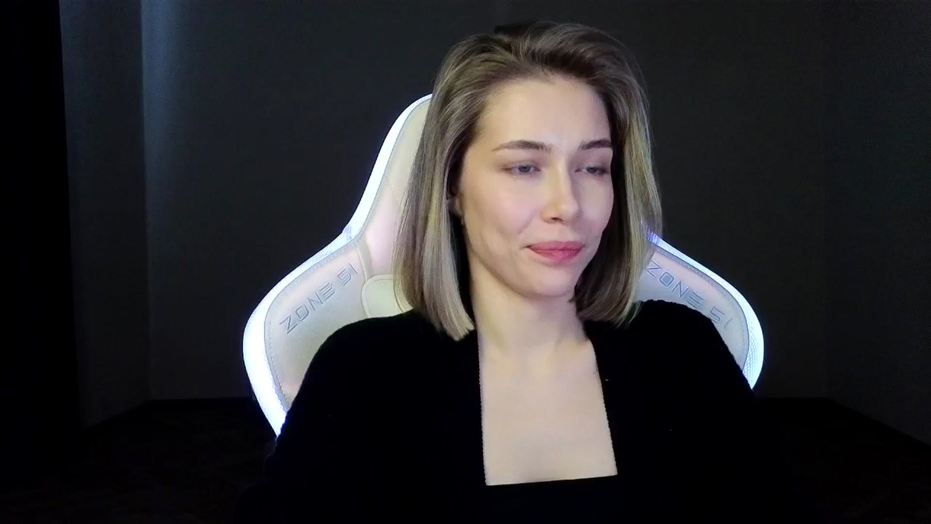 Gallery image thumbnail from KeepSpark's myfreecams stream on, 03/23/2025, 06:37 image 12 of 20