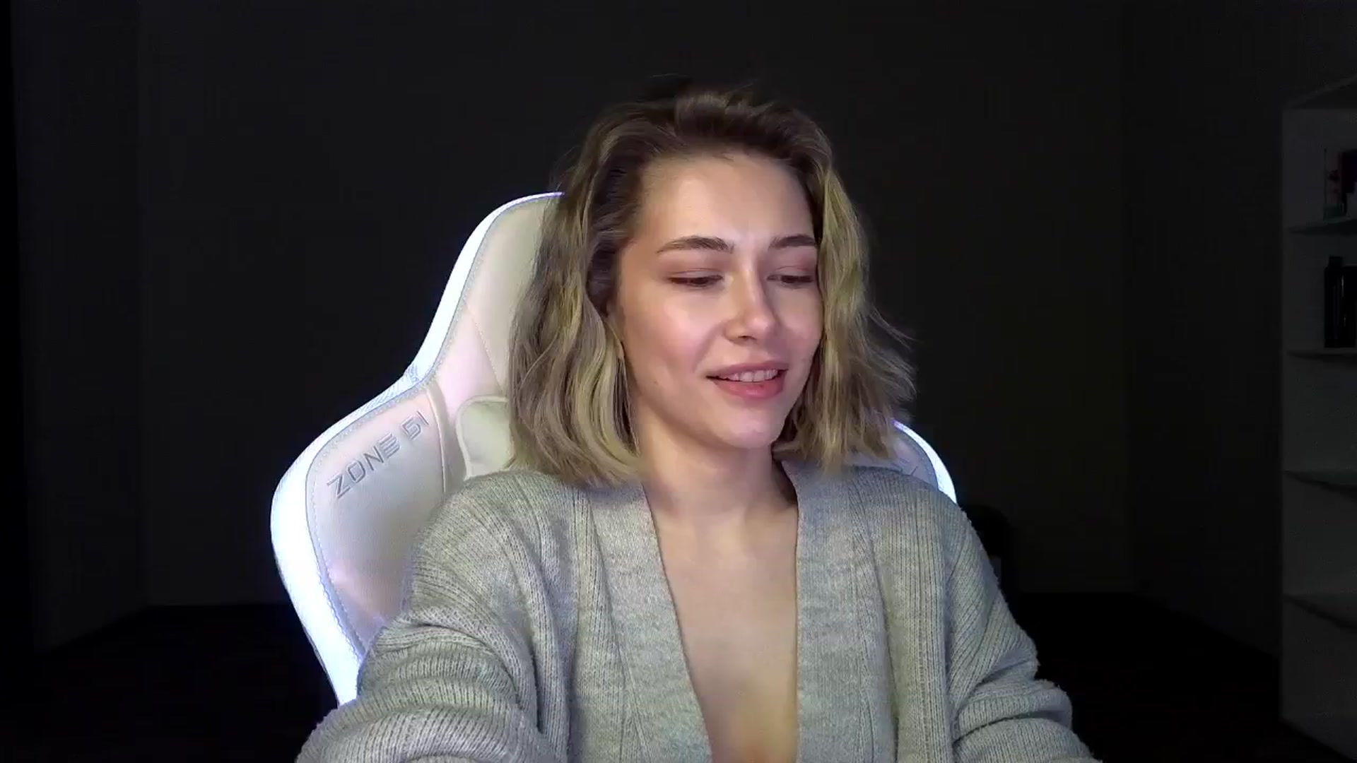 Gallery image thumbnail from KeepSpark's myfreecams stream on, 03/24/2025, 04:20 image 3 of 20
