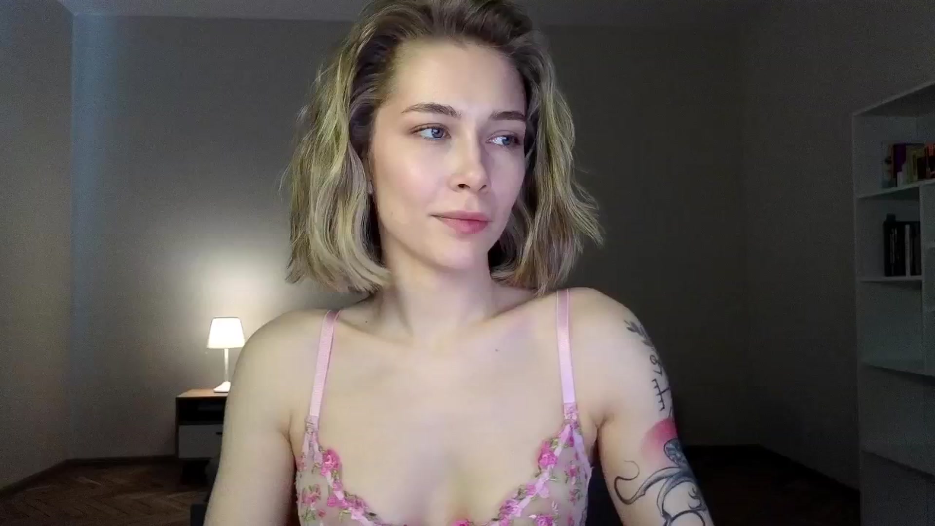 Gallery image thumbnail from KeepSpark's myfreecams stream on, 03/24/2025, 07:10 image 8 of 20
