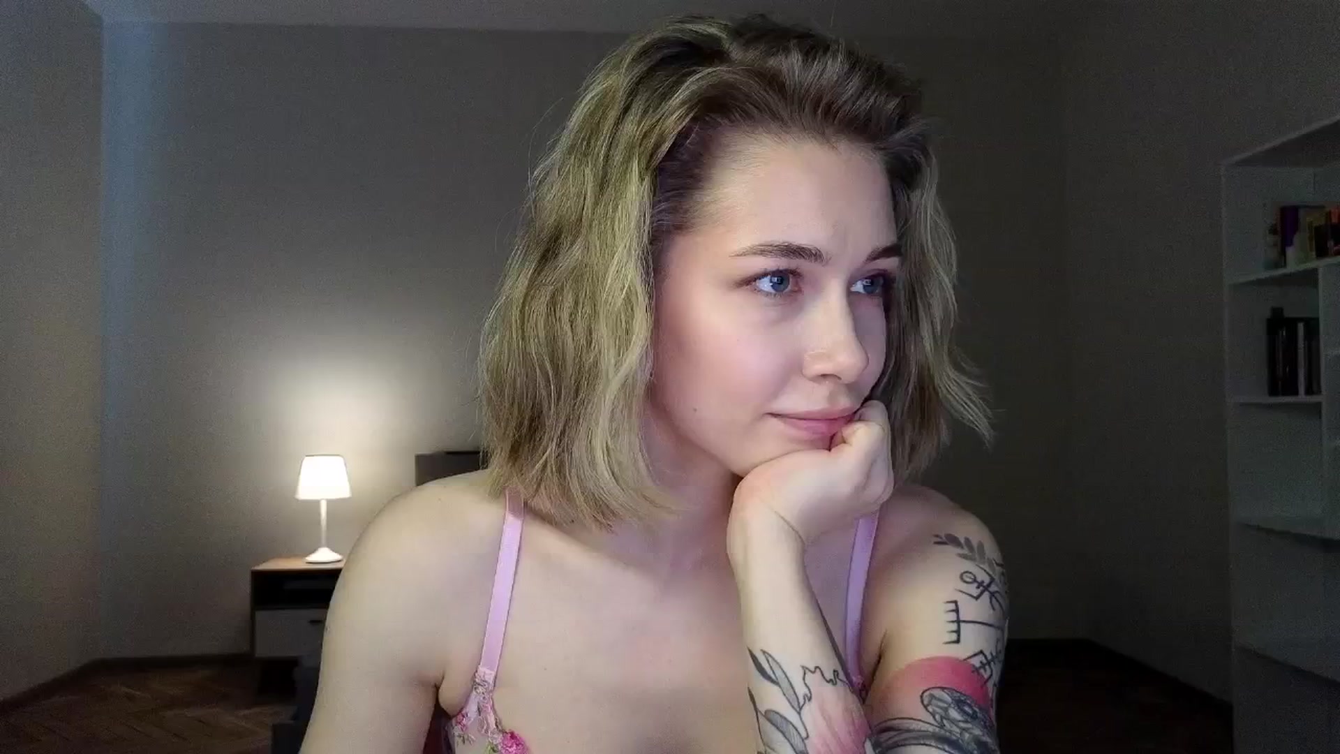 Gallery image thumbnail from KeepSpark's myfreecams stream on, 03/24/2025, 07:10 image 10 of 20