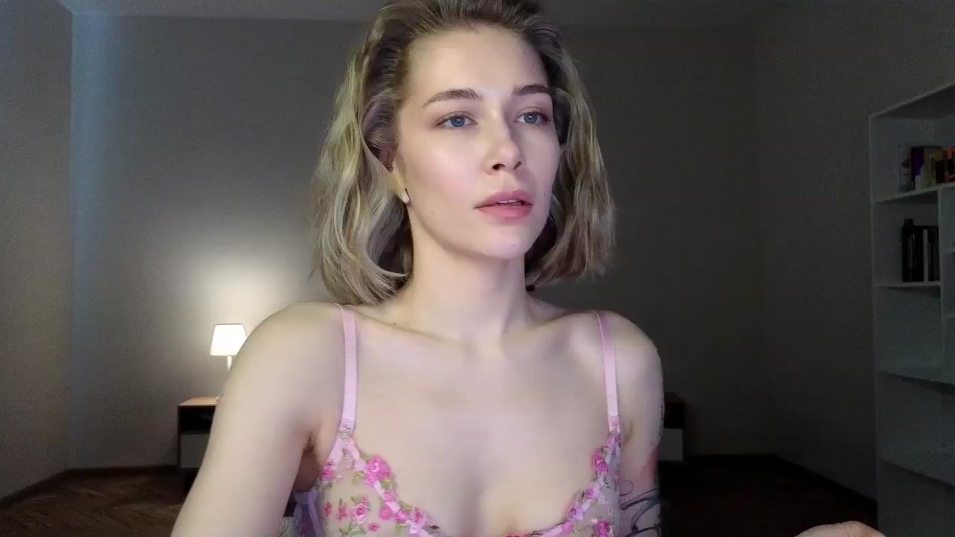 Gallery image thumbnail from KeepSpark's myfreecams stream on, 03/24/2025, 07:48 image 12 of 20