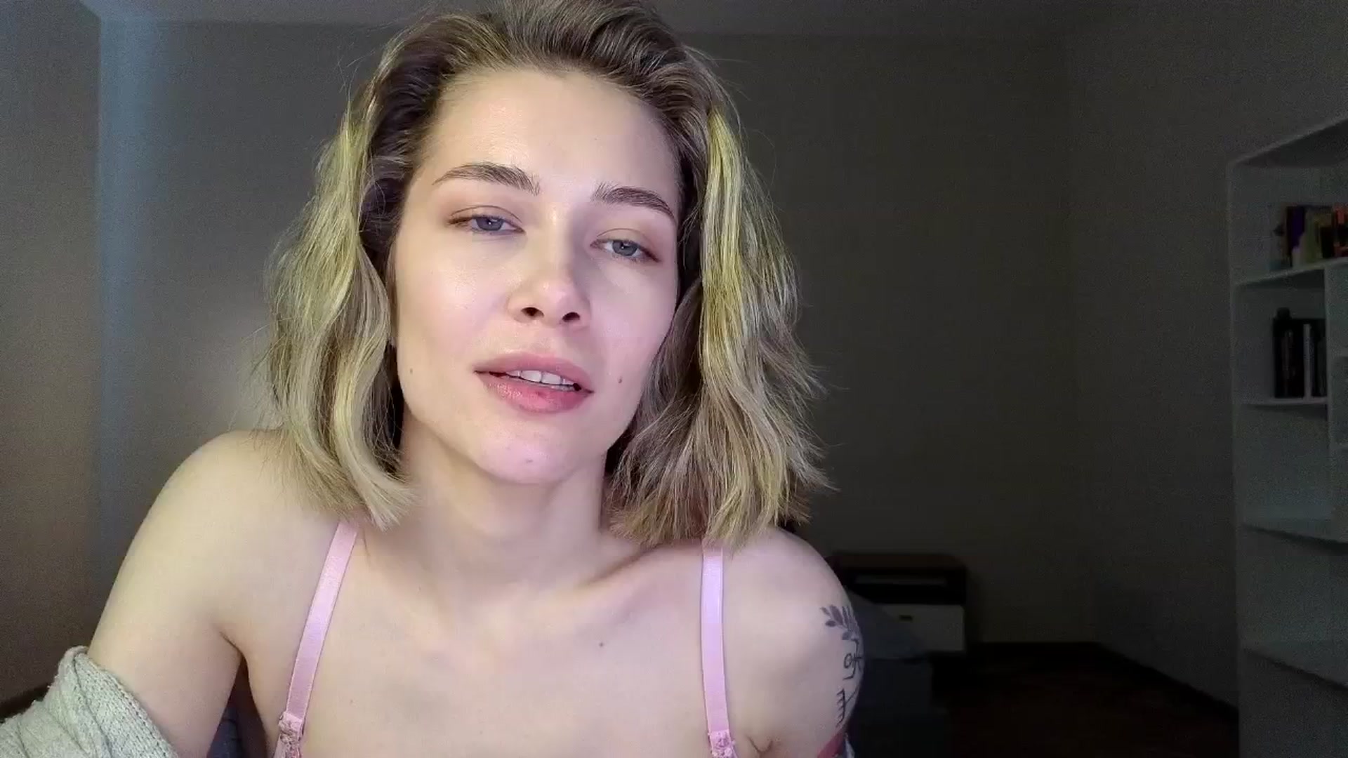 Gallery image thumbnail from KeepSpark's myfreecams stream on, 03/24/2025, 07:48 image 1 of 20