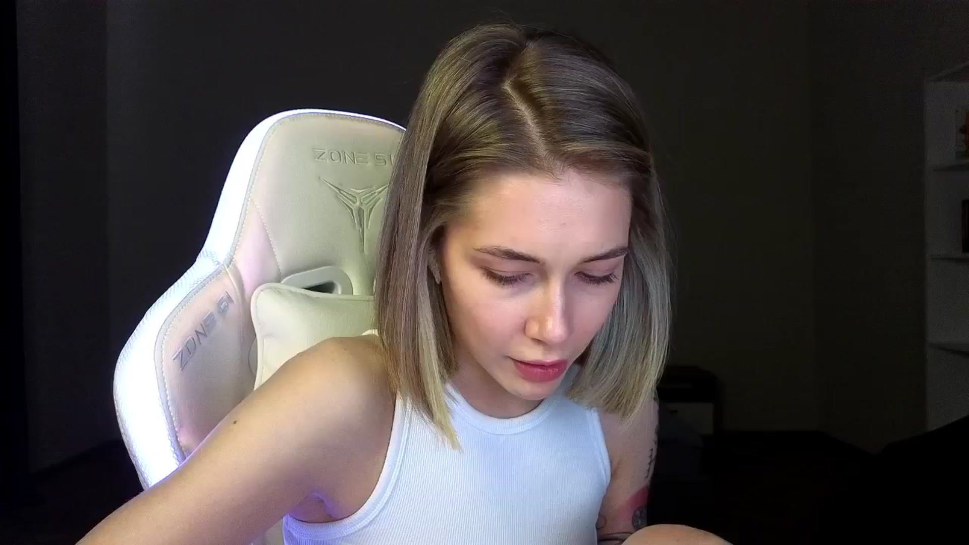 Gallery image thumbnail from KeepSpark's myfreecams stream on, 03/25/2025, 06:26 image 19 of 20