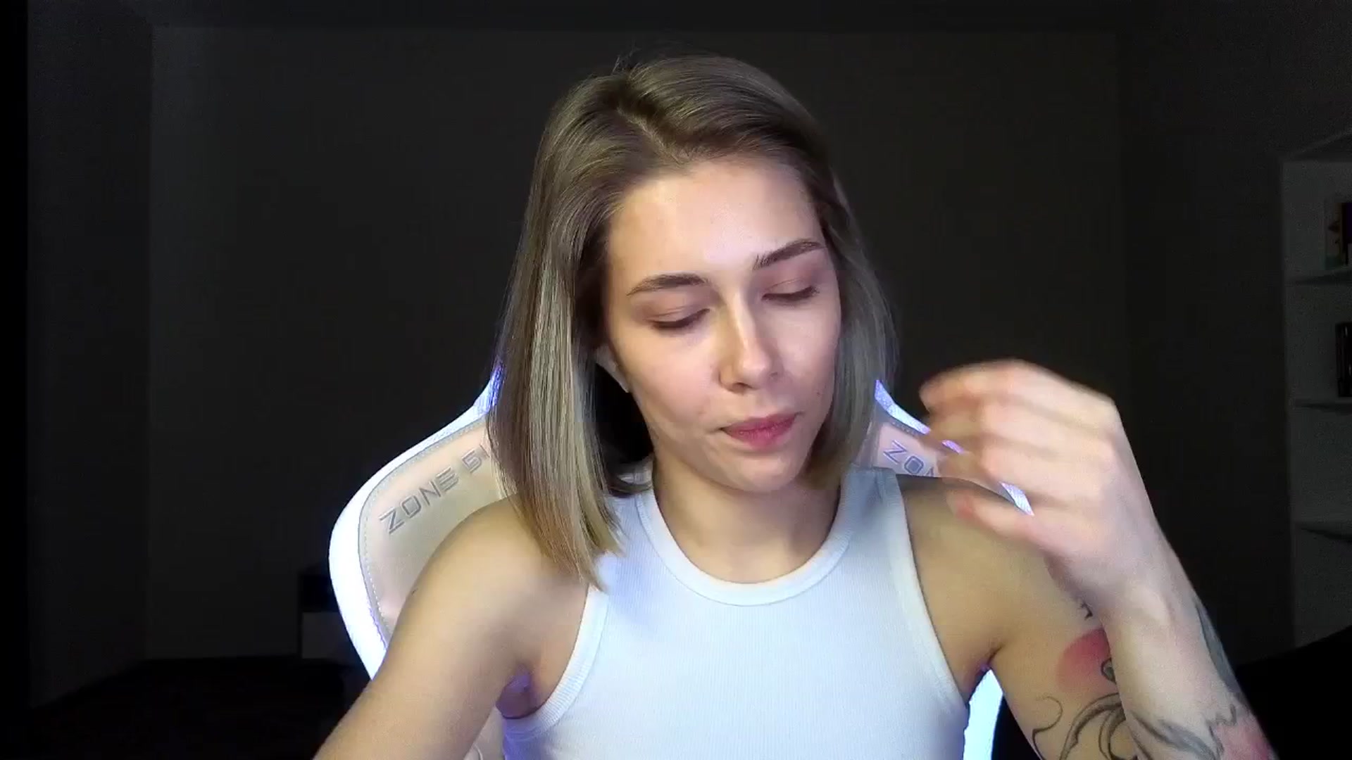 Gallery image thumbnail from KeepSpark's myfreecams stream on, 03/25/2025, 06:26 image 4 of 20