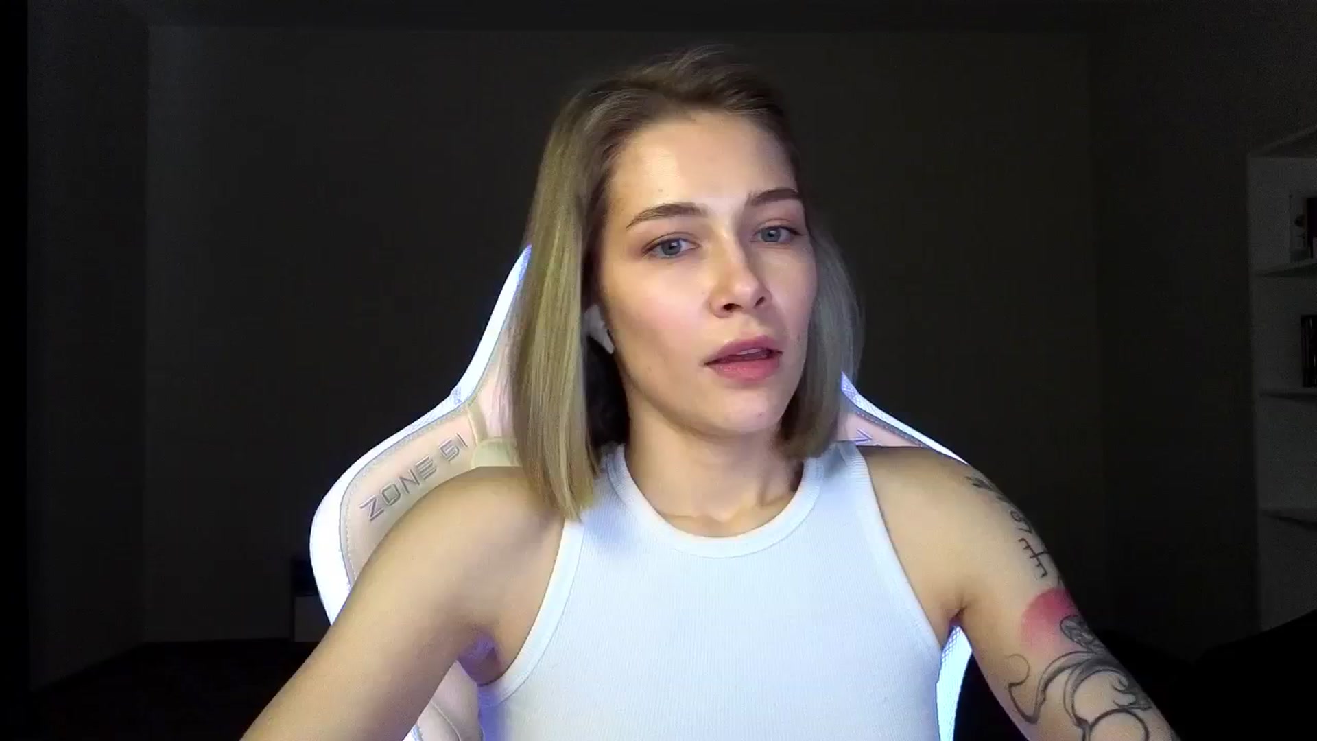 Gallery image thumbnail from KeepSpark's myfreecams stream on, 03/25/2025, 06:26 image 3 of 20