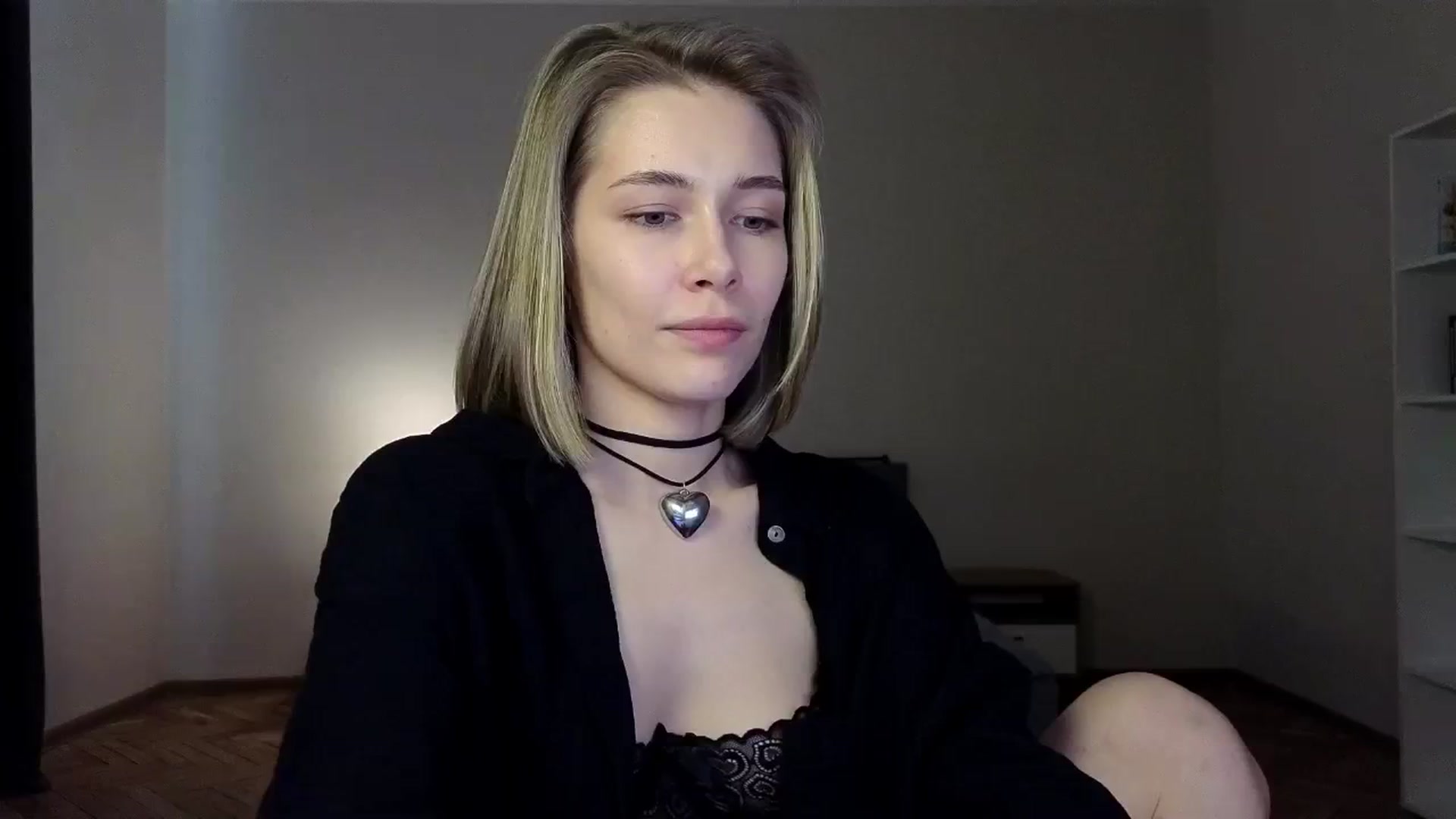 Gallery image thumbnail from KeepSpark's myfreecams stream on, 03/26/2025, 07:58 image 16 of 20