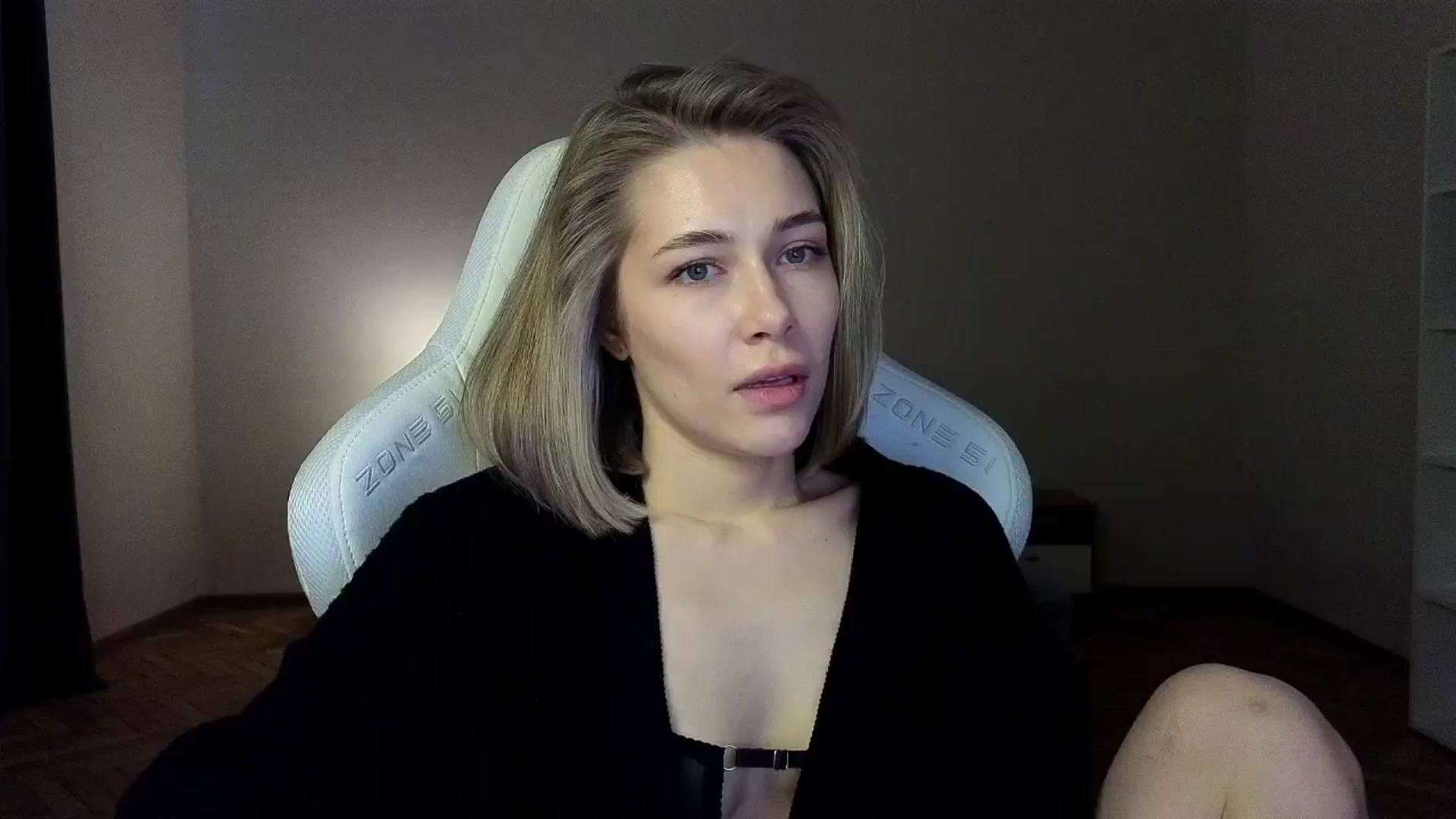 Gallery image thumbnail from KeepSpark's myfreecams stream on, 03/27/2025, 05:53 image 3 of 20