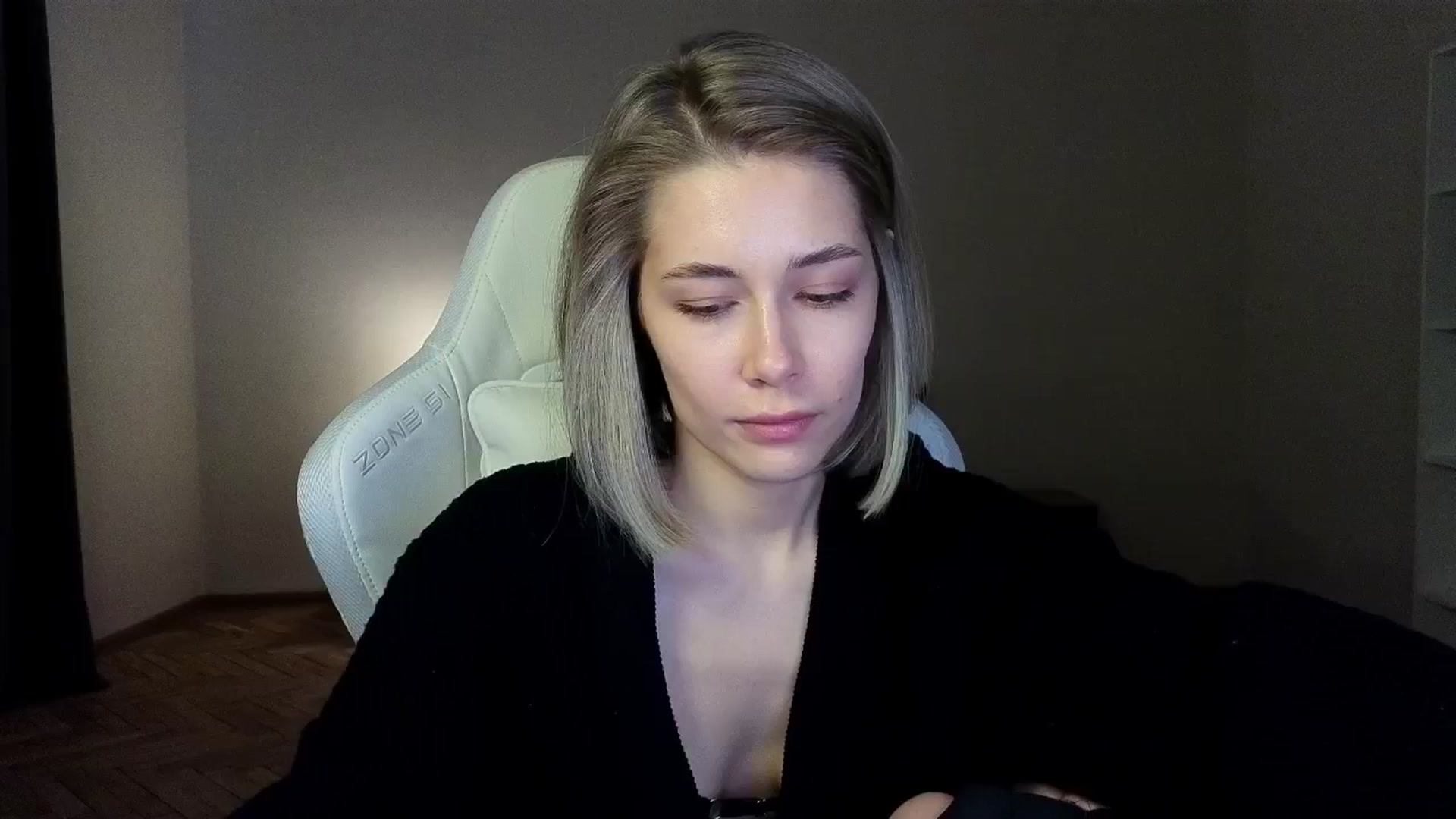 Gallery image thumbnail from KeepSpark's myfreecams stream on, 03/27/2025, 05:53 image 17 of 20