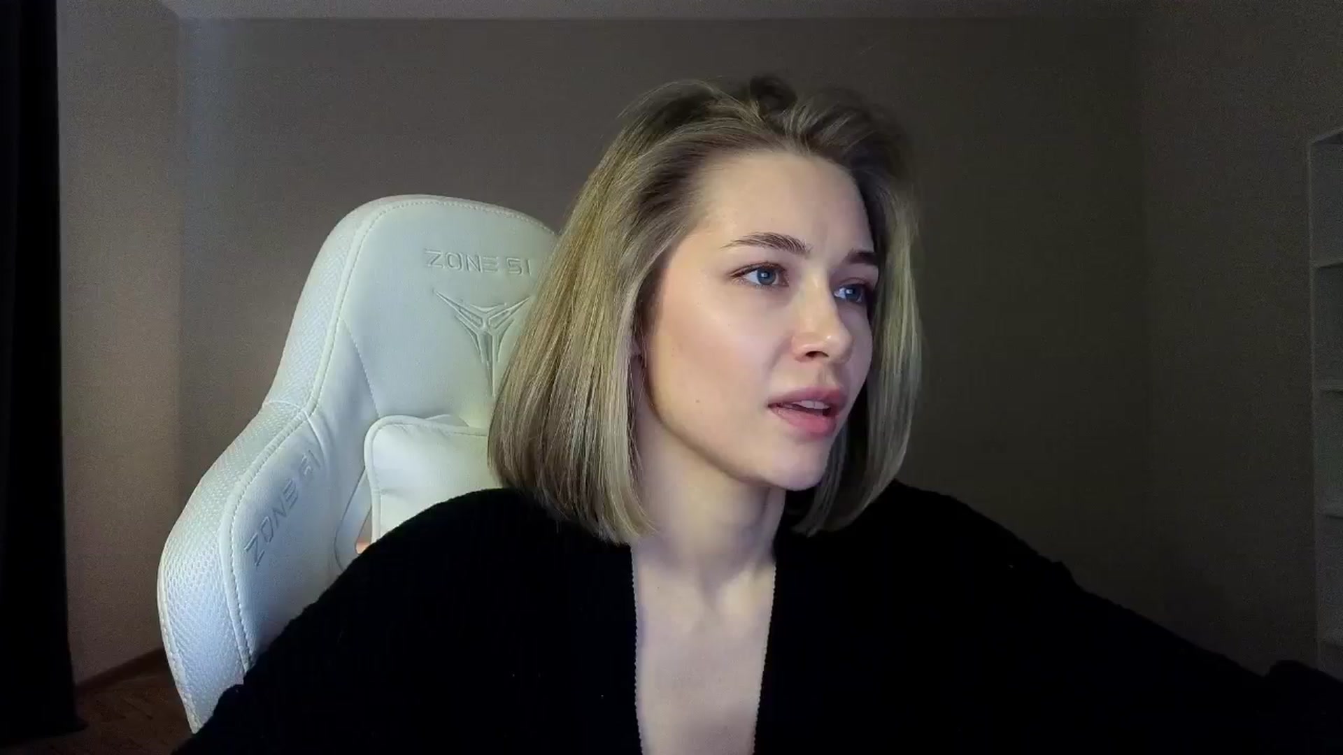 Gallery image thumbnail from KeepSpark's myfreecams stream on, 03/27/2025, 06:33 image 15 of 20