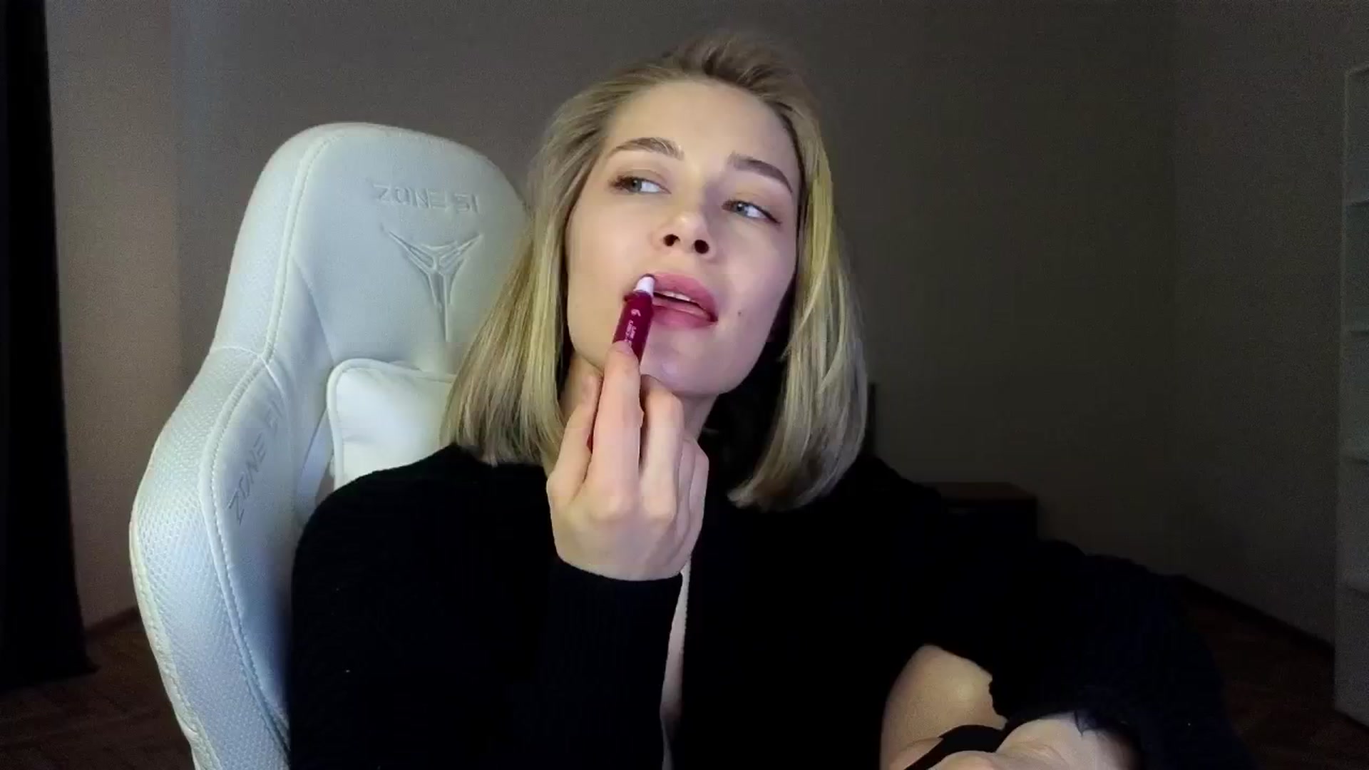Gallery image thumbnail from KeepSpark's myfreecams stream on, 03/27/2025, 06:33 image 20 of 20