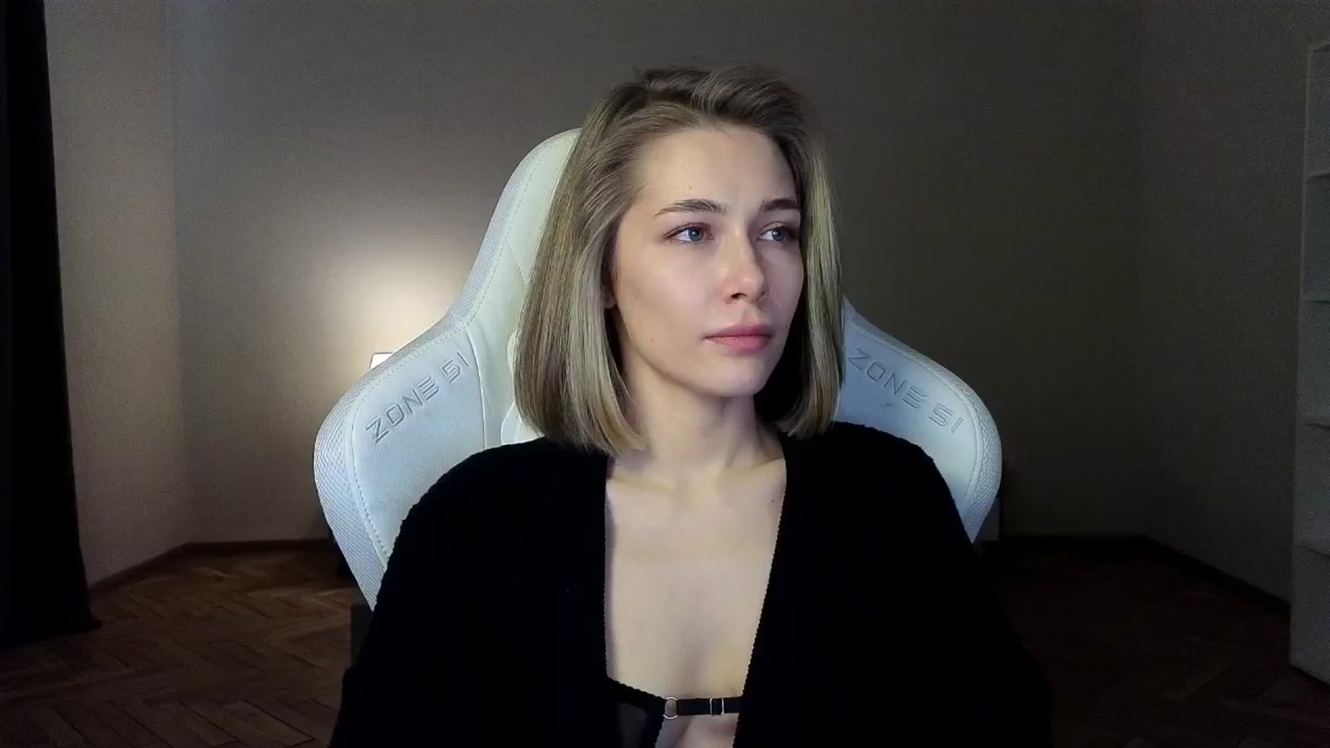 Gallery image thumbnail from KeepSpark's myfreecams stream on, 03/27/2025, 06:33 image 9 of 20