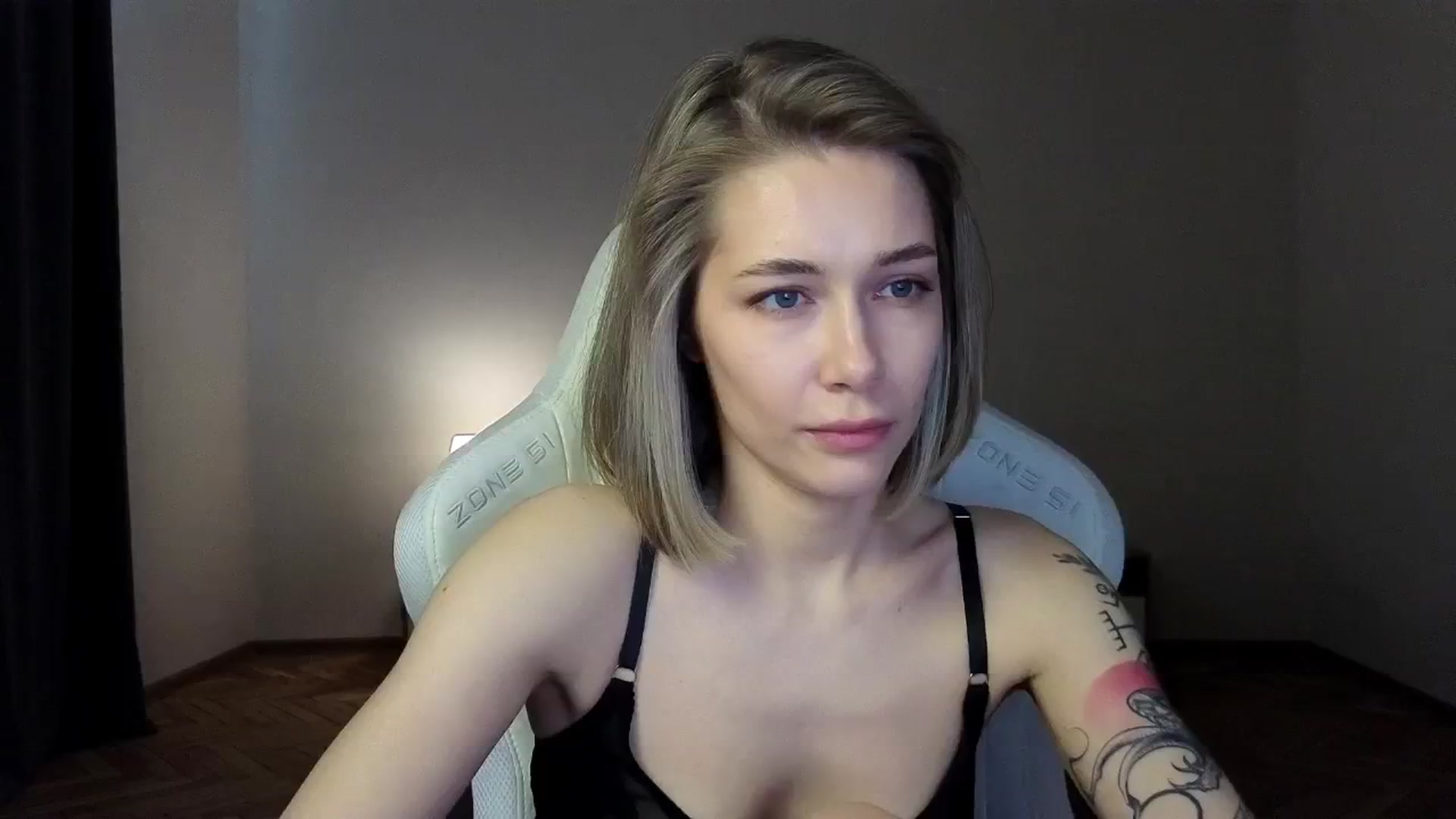 Gallery image thumbnail from KeepSpark's myfreecams stream on, 03/27/2025, 07:41 image 11 of 20
