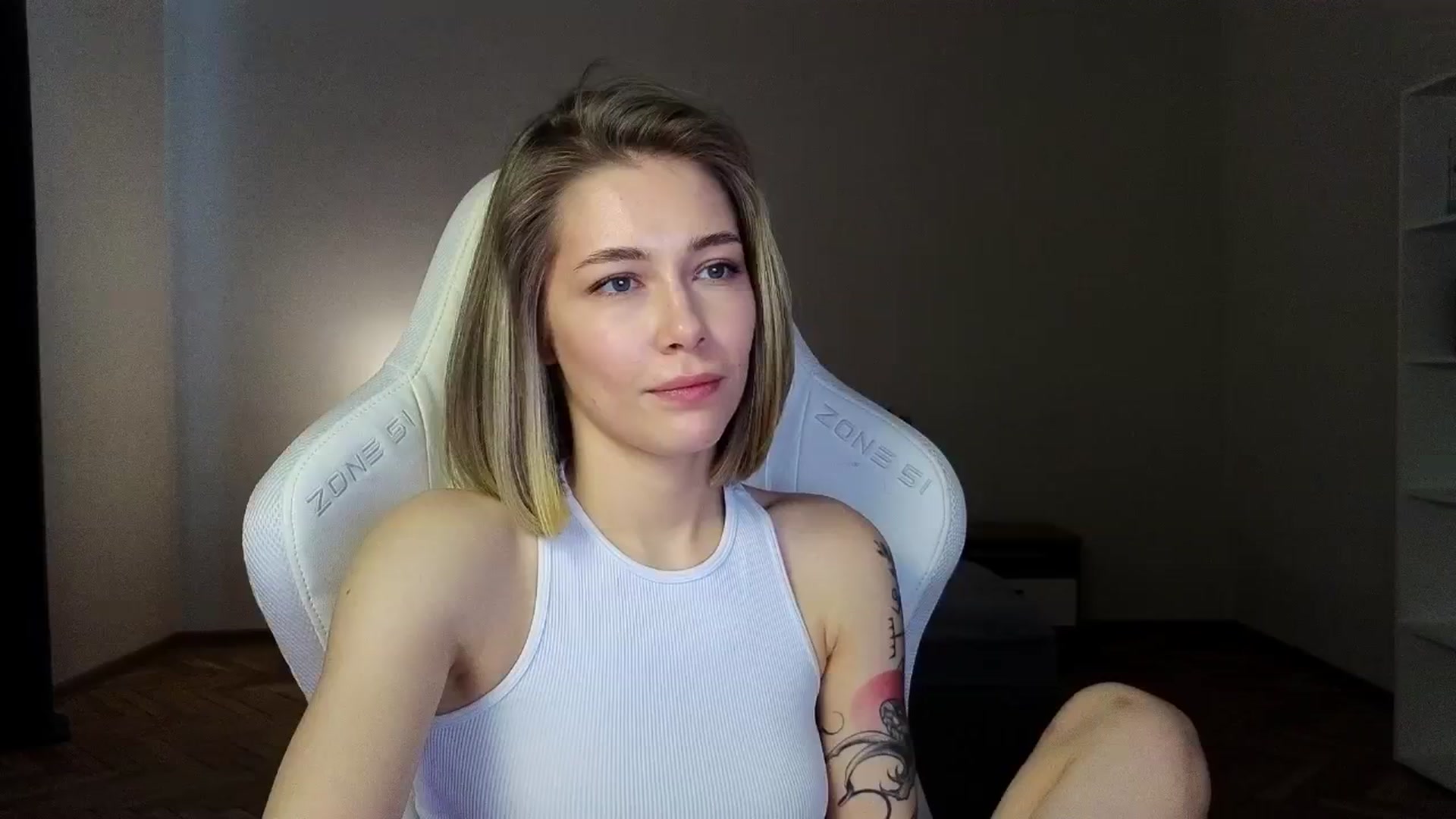 Gallery image thumbnail from KeepSpark's myfreecams stream on, 03/28/2025, 05:33 image 11 of 20
