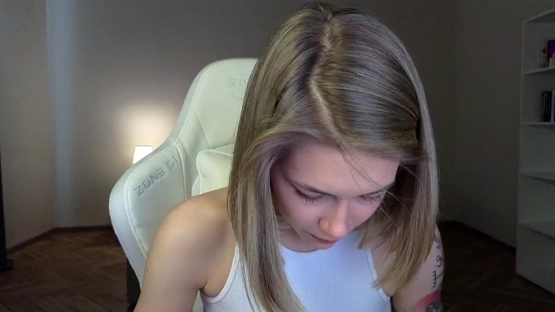 Gallery image thumbnail from KeepSpark's myfreecams stream on, 03/28/2025, 07:04 image 17 of 20