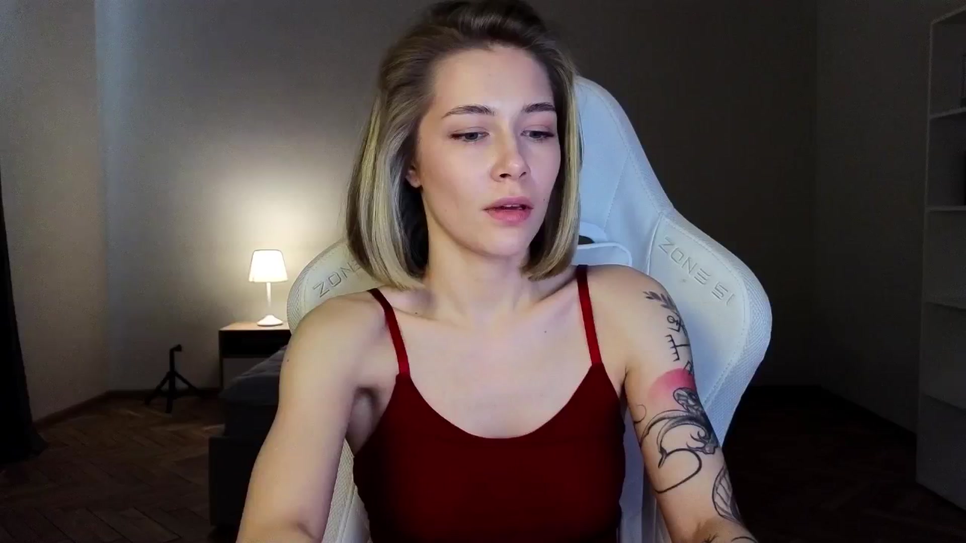 Gallery image thumbnail from KeepSpark's myfreecams stream on, 03/30/2025, 07:22 image 15 of 20