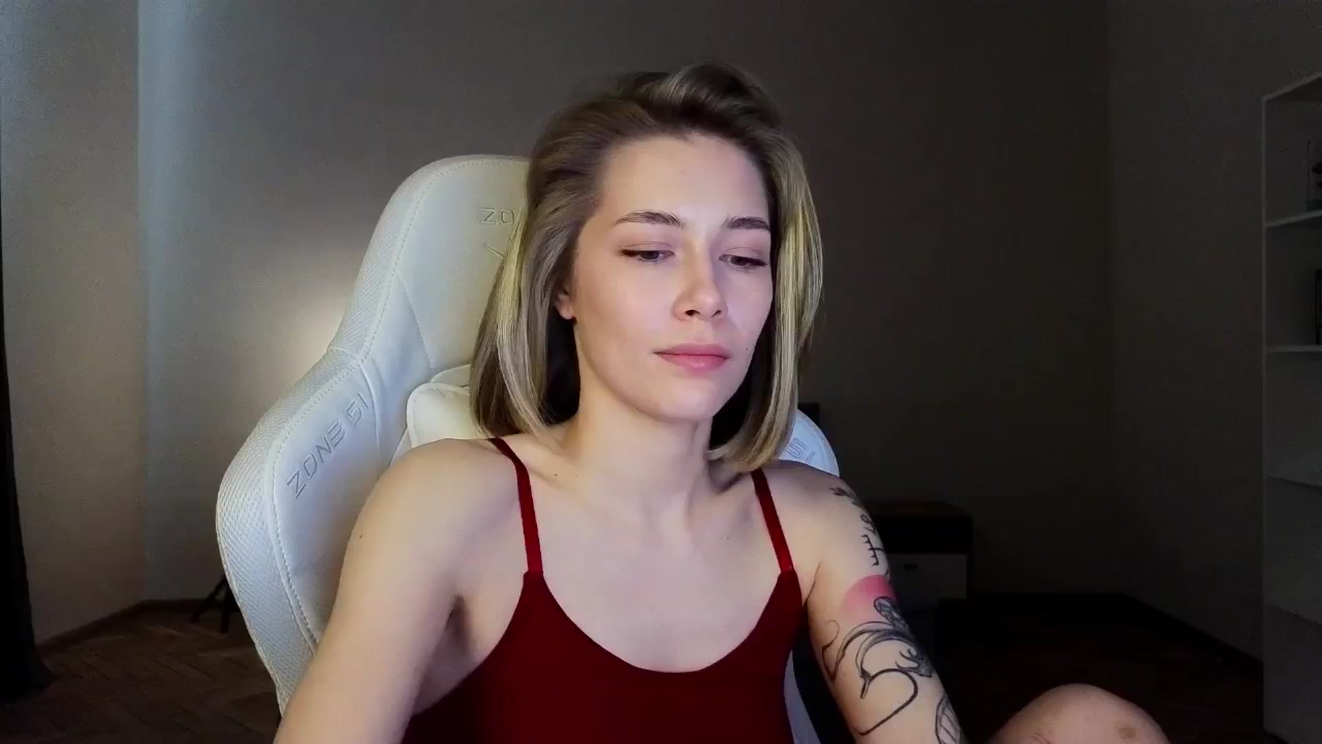 Gallery image thumbnail from KeepSpark's myfreecams stream on, 03/30/2025, 07:22 image 18 of 20