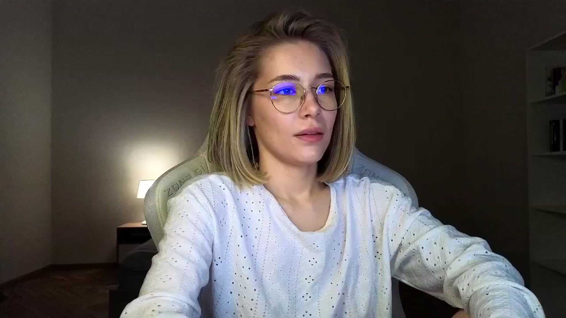 Gallery image thumbnail from KeepSpark's myfreecams stream on, 03/31/2025, 03:28 image 13 of 20