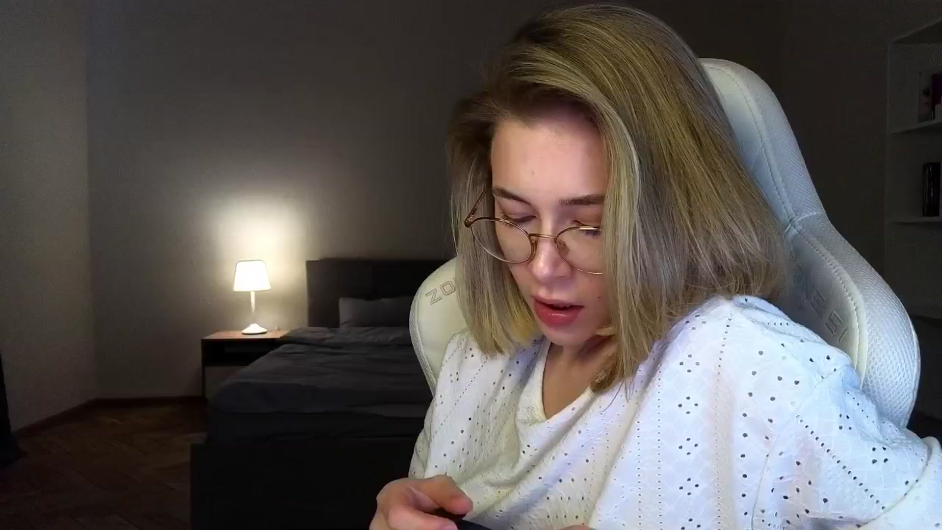 Gallery image thumbnail from KeepSpark's myfreecams stream on, 03/31/2025, 04:39 image 20 of 20