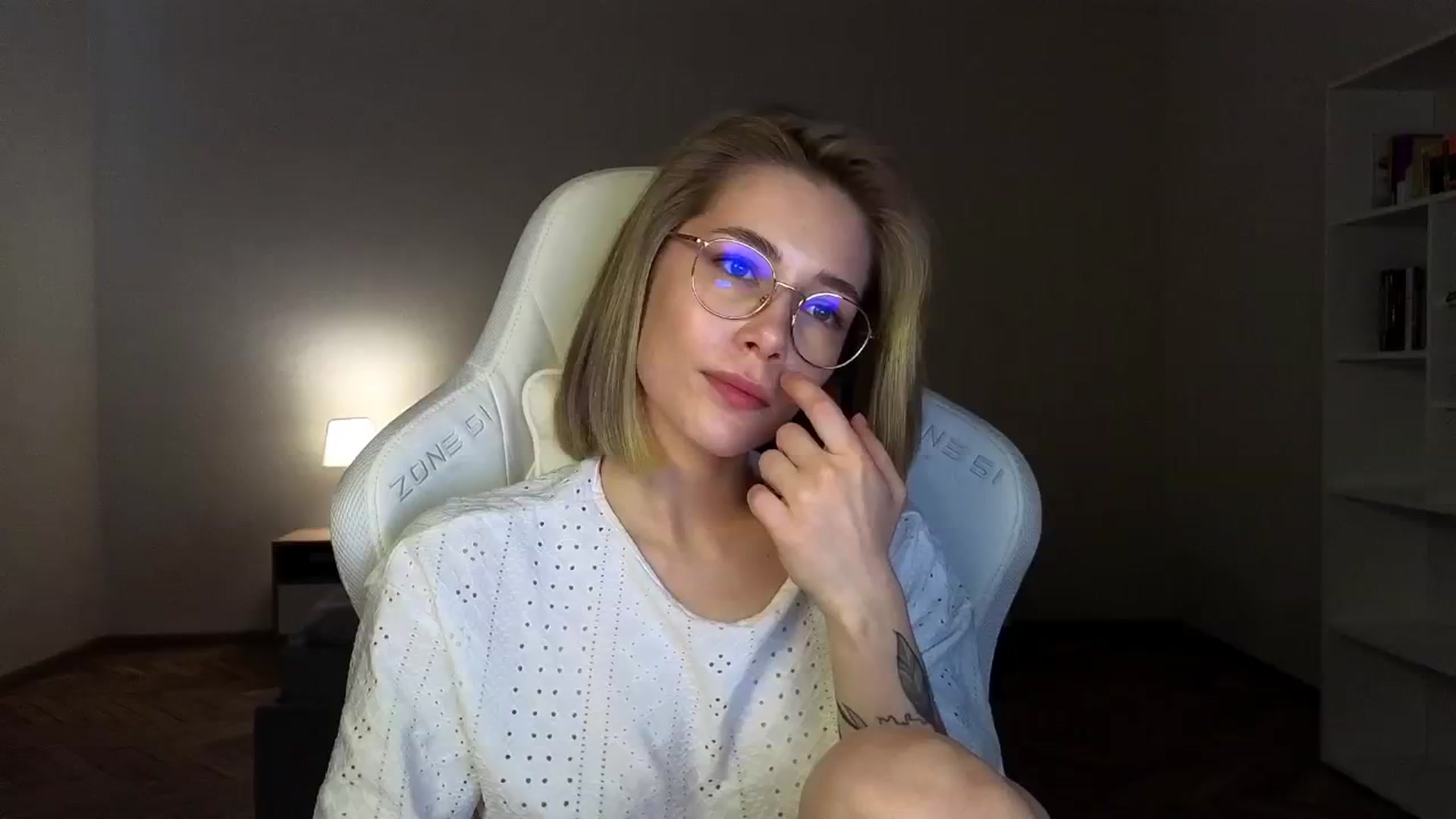 Gallery image thumbnail from KeepSpark's myfreecams stream on, 03/31/2025, 05:55 image 11 of 20