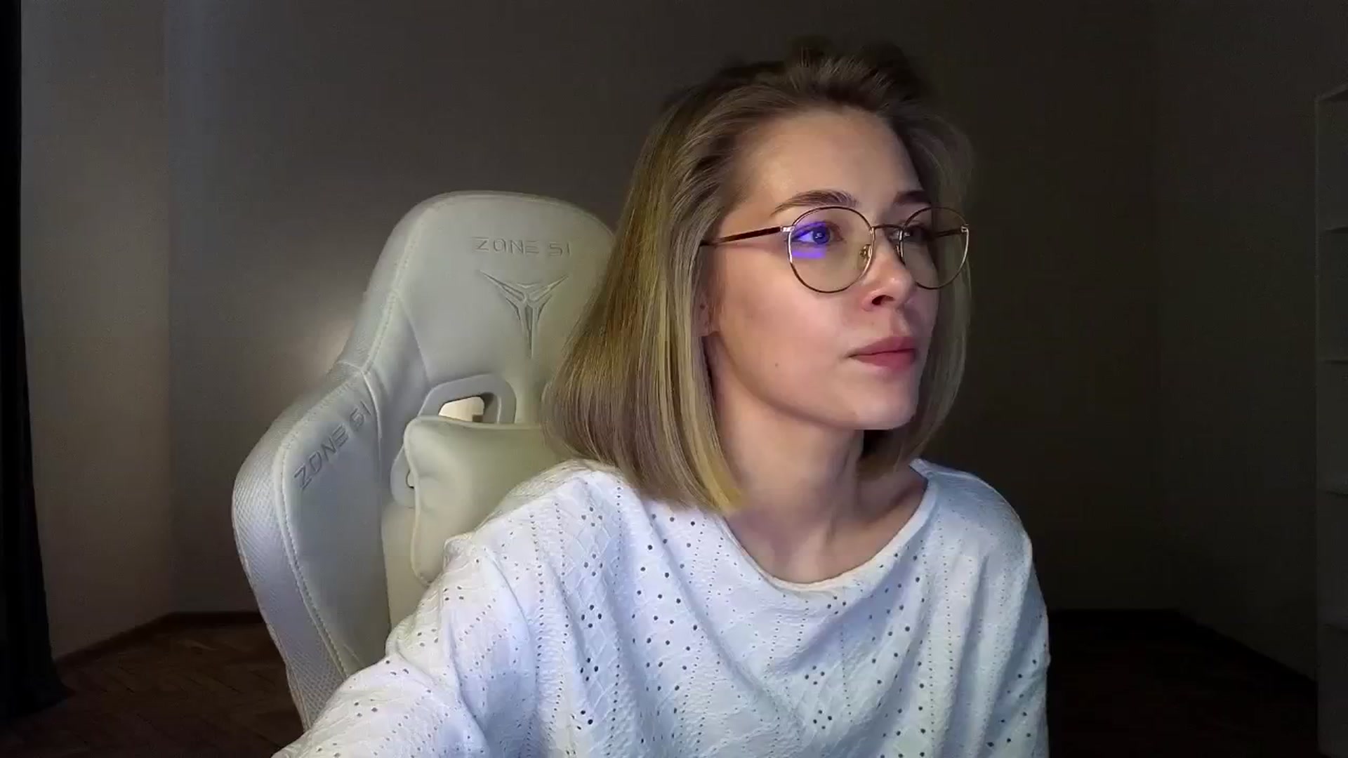 Gallery image thumbnail from KeepSpark's myfreecams stream on, 03/31/2025, 06:39 image 1 of 20