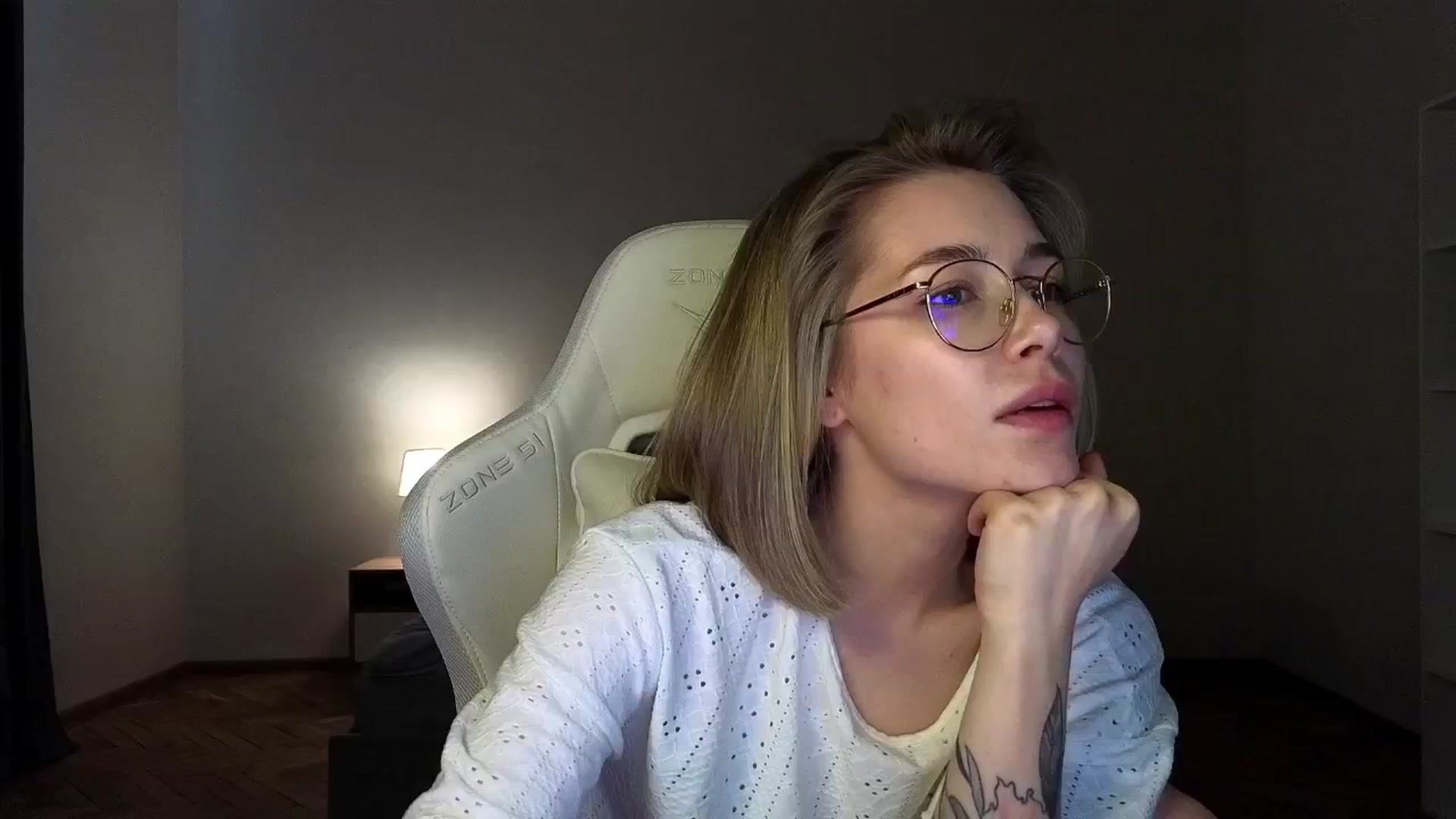 Gallery image thumbnail from KeepSpark's myfreecams stream on, 03/31/2025, 06:39 image 5 of 20