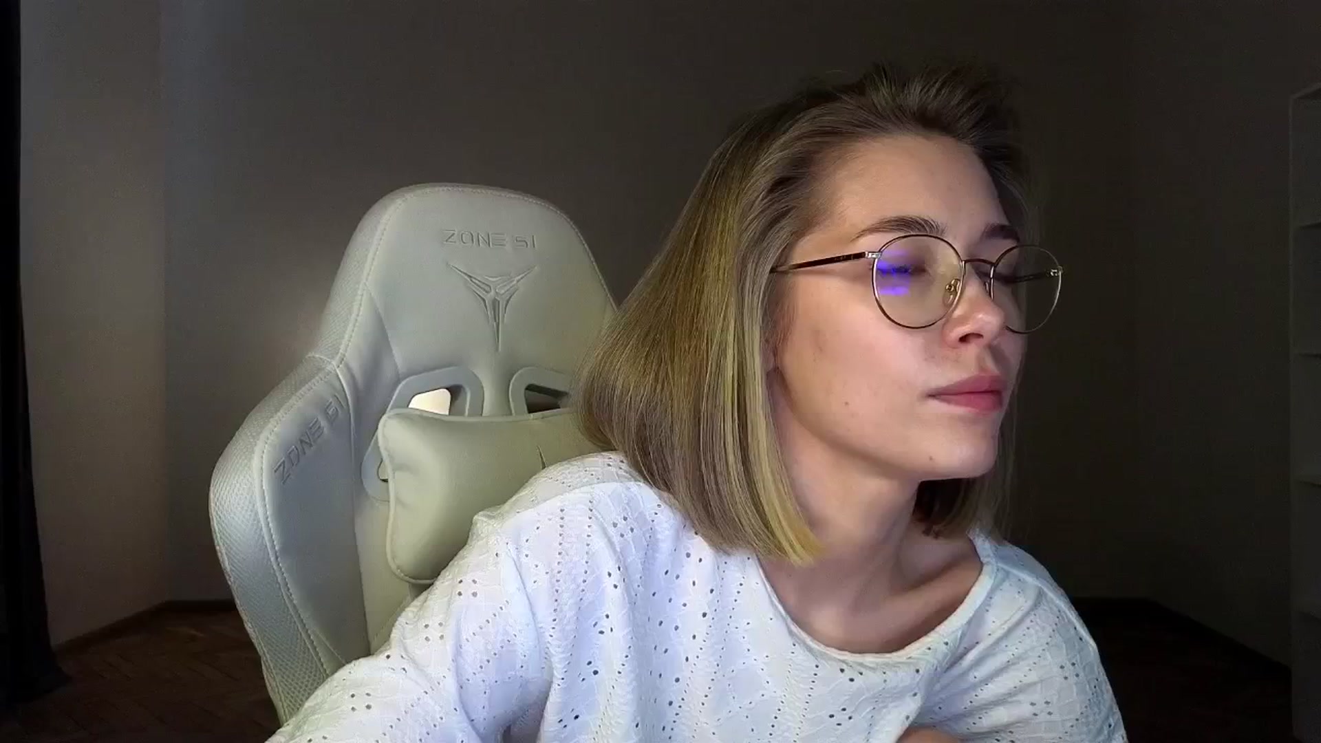 Gallery image thumbnail from KeepSpark's myfreecams stream on, 03/31/2025, 06:39 image 2 of 20