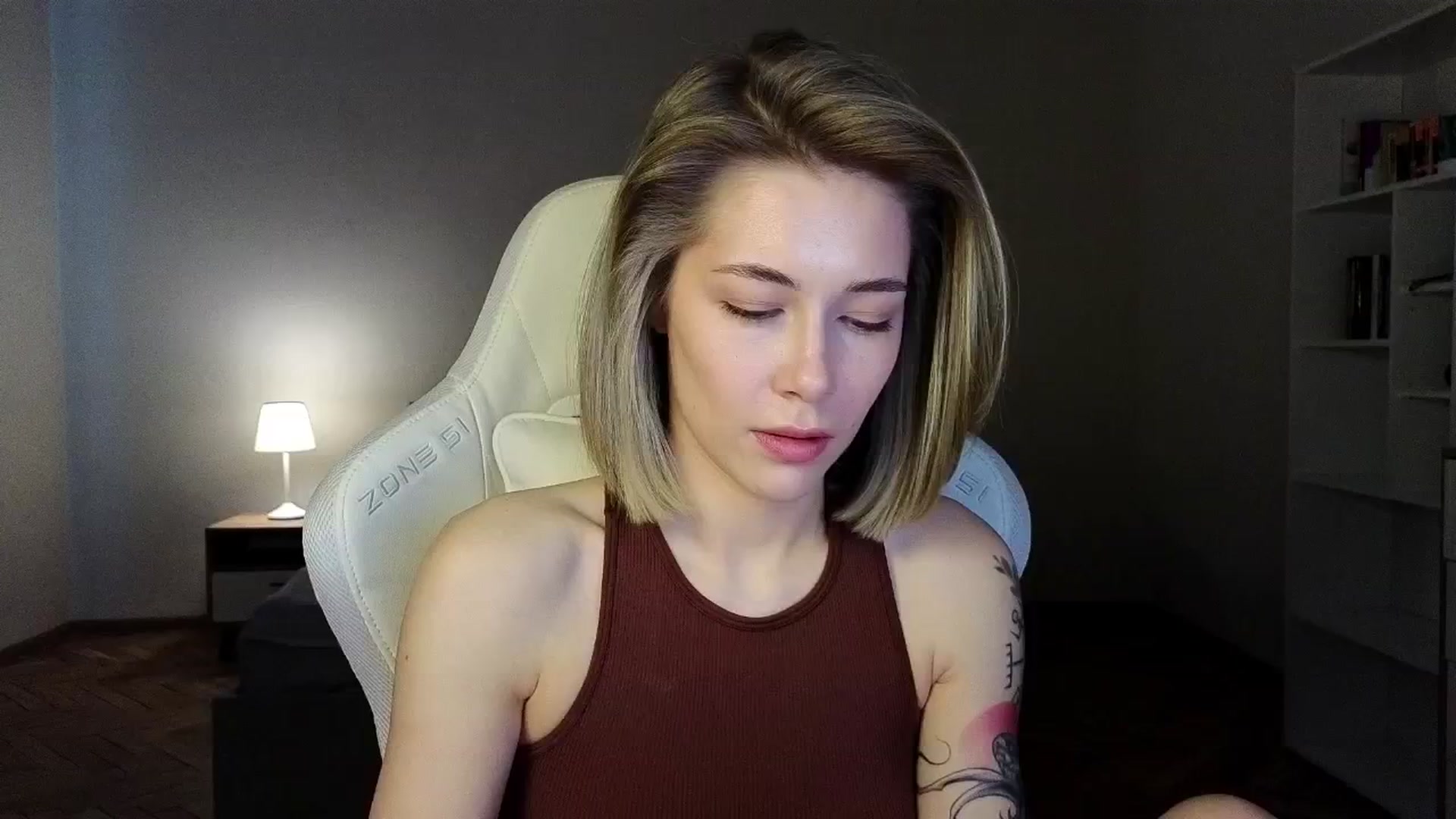 Gallery image thumbnail from KeepSpark's myfreecams stream on, 04/02/2025, 04:16 image 15 of 20