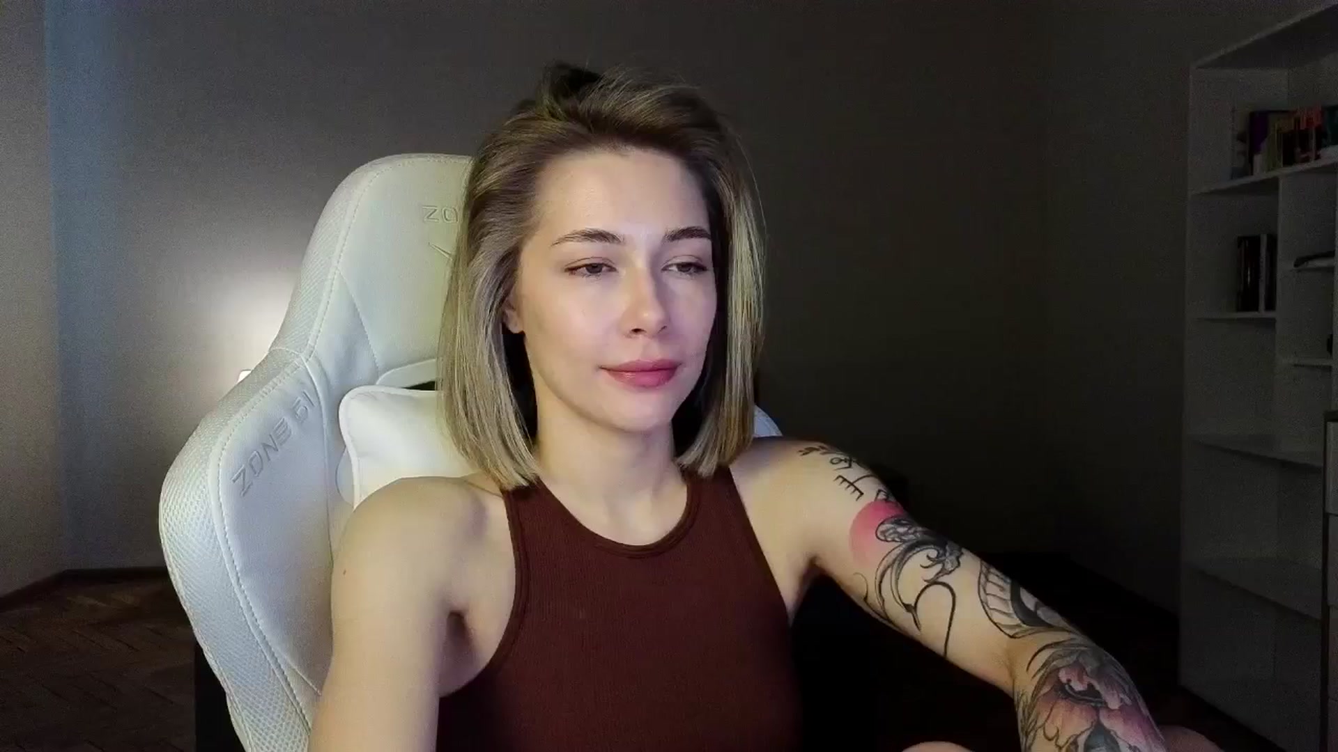 Gallery image thumbnail from KeepSpark's myfreecams stream on, 04/02/2025, 04:16 image 20 of 20