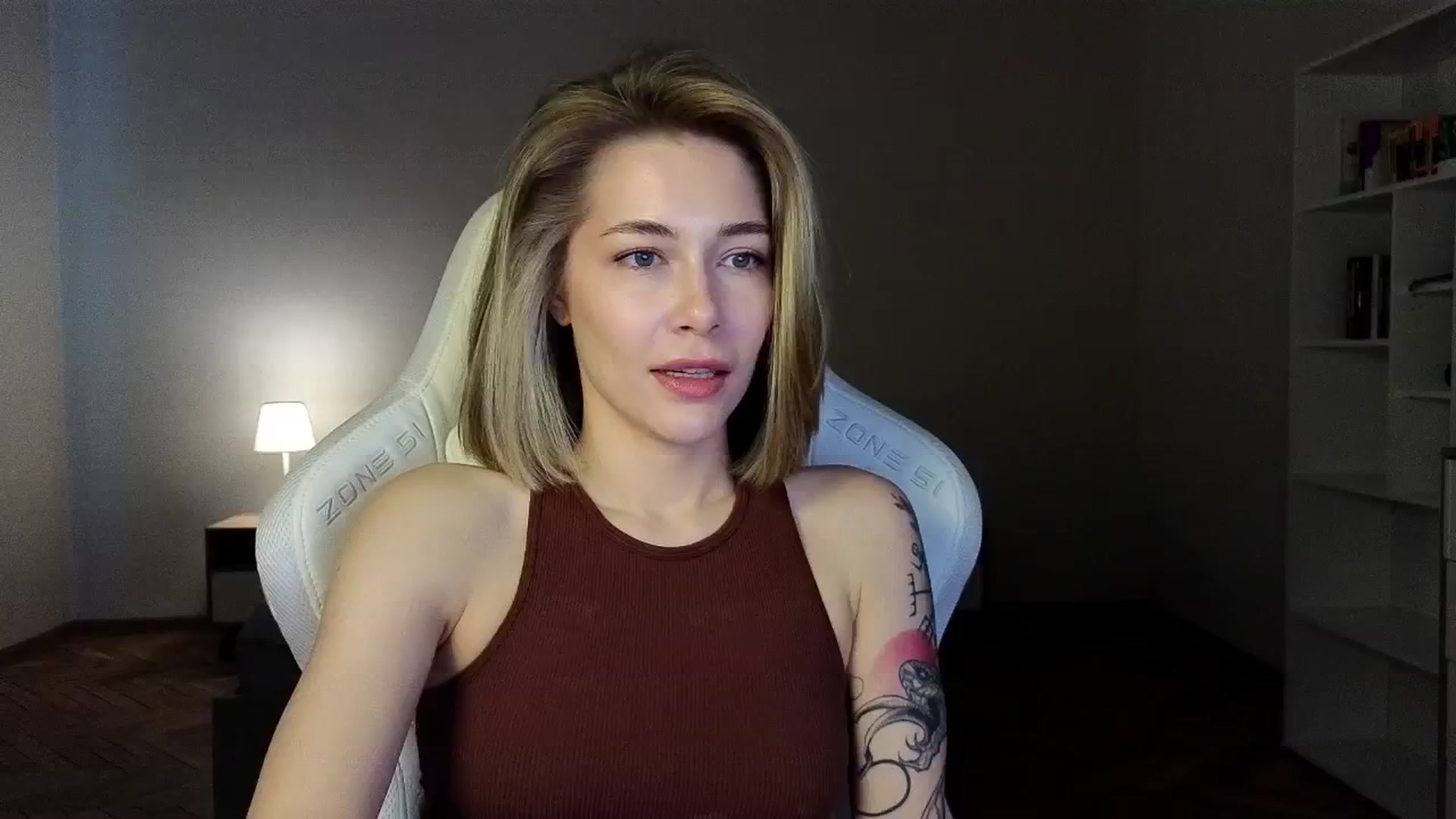 Gallery image thumbnail from KeepSpark's myfreecams stream on, 04/02/2025, 04:16 image 8 of 20