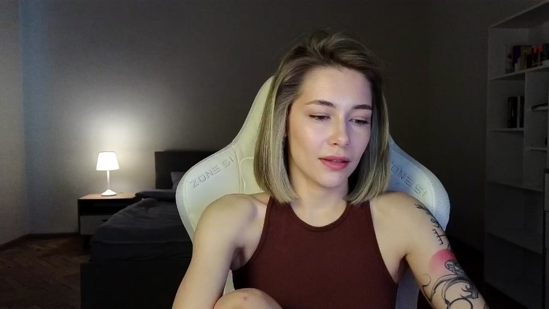 Gallery image thumbnail from KeepSpark's myfreecams stream on, 04/02/2025, 04:16 image 6 of 20