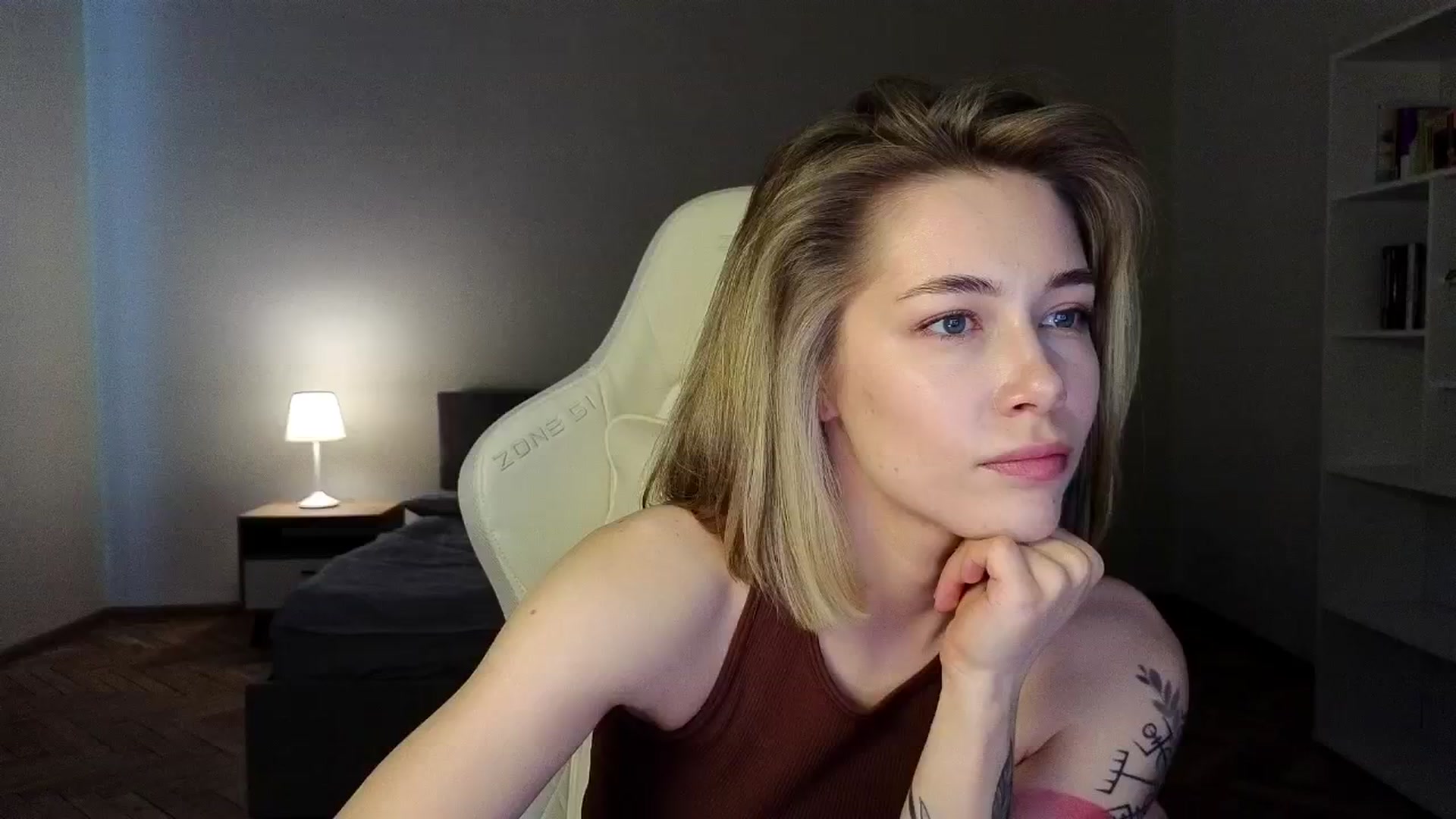 Gallery image thumbnail from KeepSpark's myfreecams stream on, 04/02/2025, 06:43 image 2 of 20