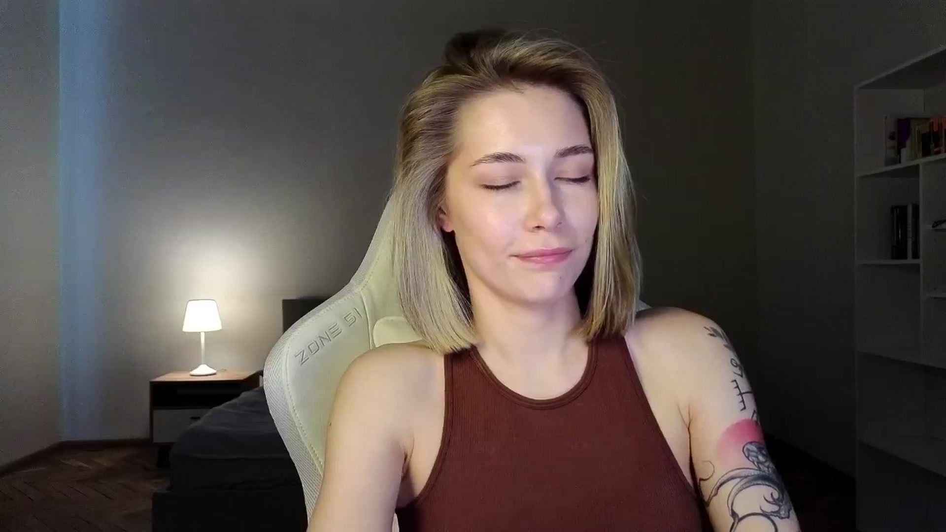 Gallery image thumbnail from KeepSpark's myfreecams stream on, 04/02/2025, 06:43 image 11 of 20