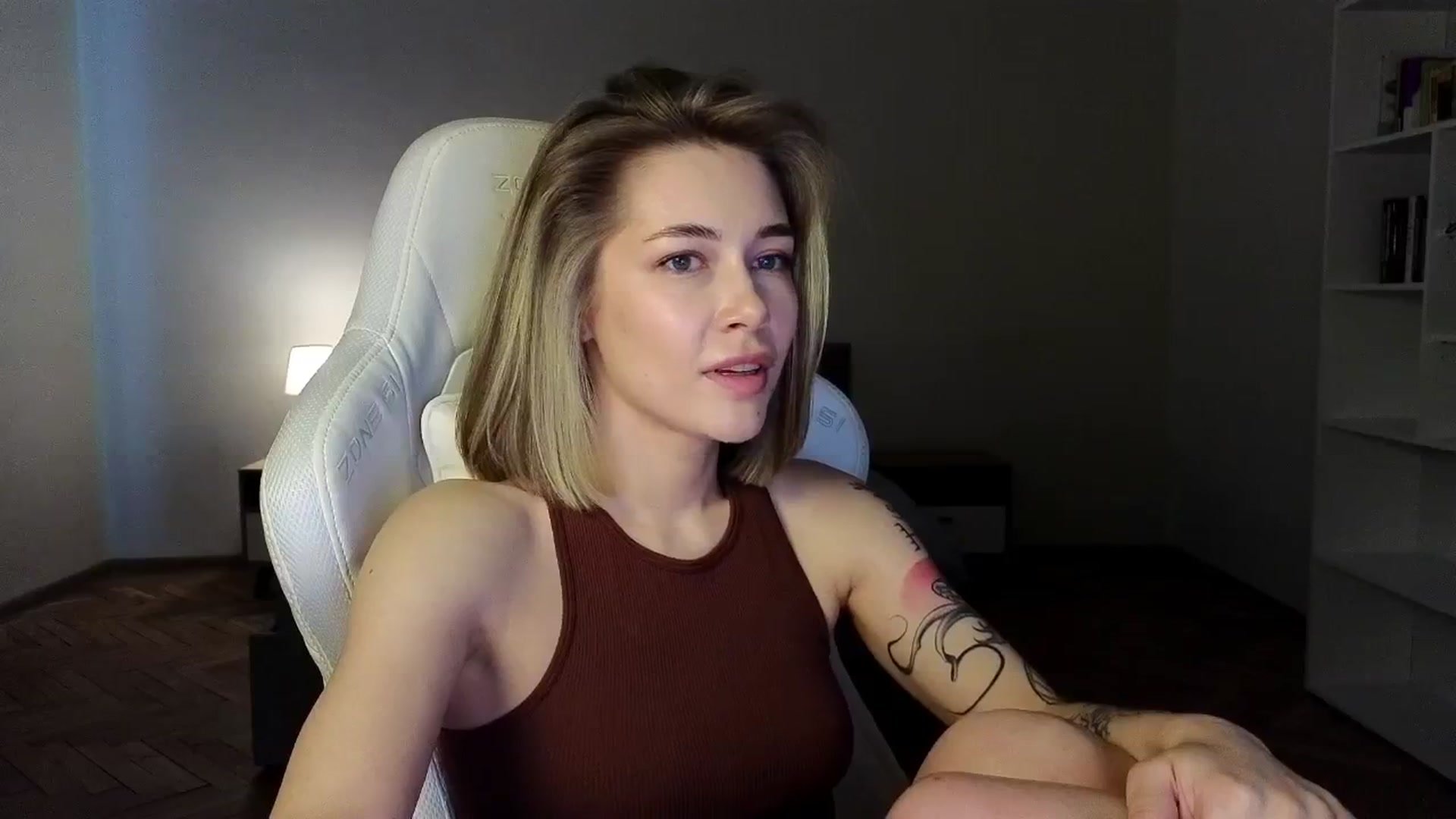 Gallery image thumbnail from KeepSpark's myfreecams stream on, 04/02/2025, 06:43 image 6 of 20