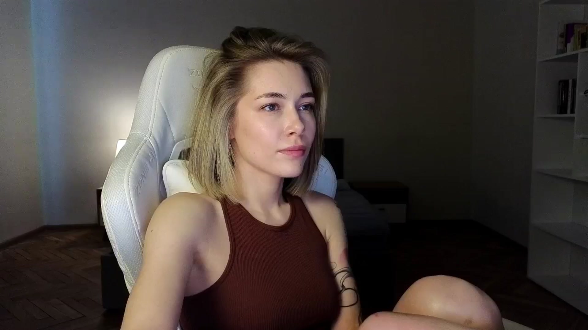 Gallery image thumbnail from KeepSpark's myfreecams stream on, 04/02/2025, 06:43 image 7 of 20