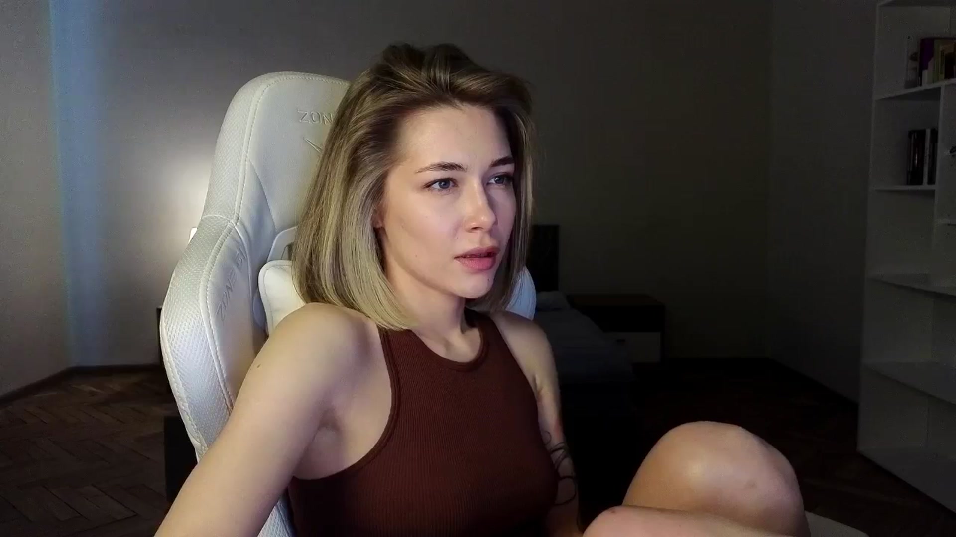 Gallery image thumbnail from KeepSpark's myfreecams stream on, 04/02/2025, 06:43 image 4 of 20