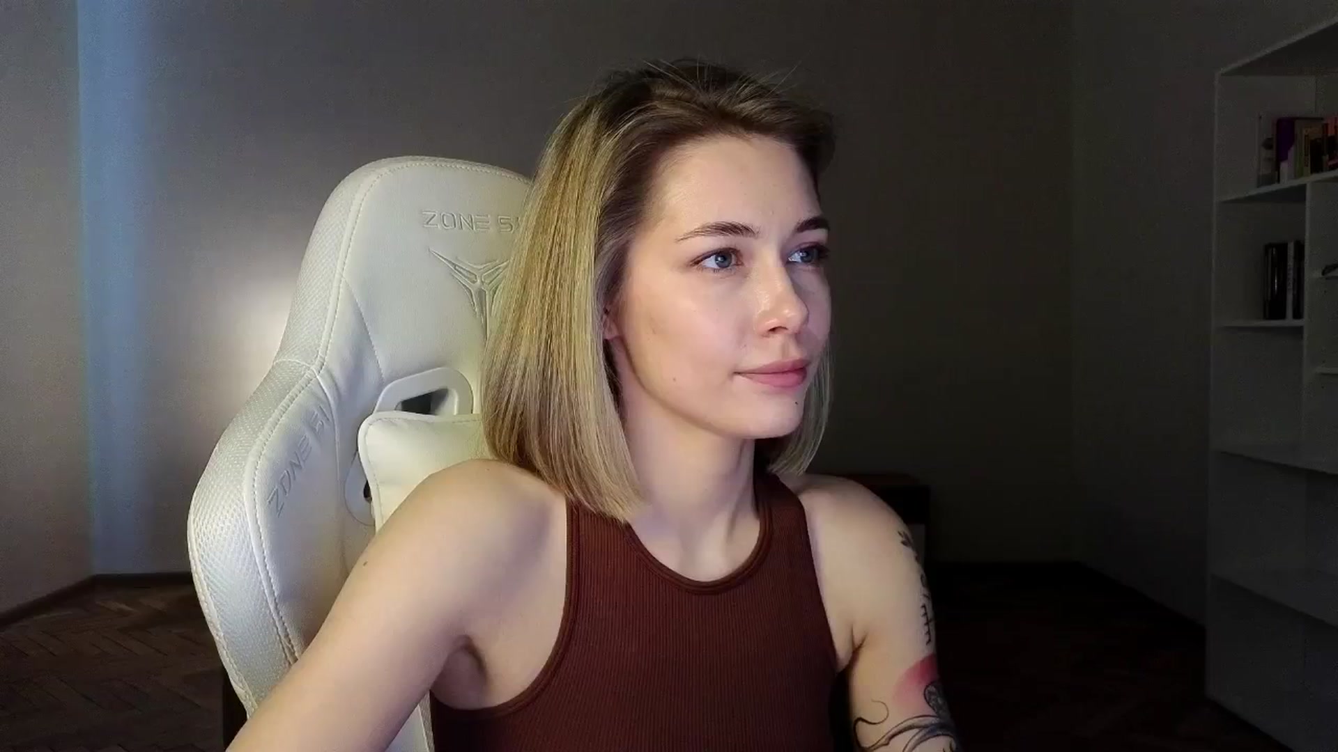 Gallery image thumbnail from KeepSpark's myfreecams stream on, 04/02/2025, 07:32 image 4 of 20